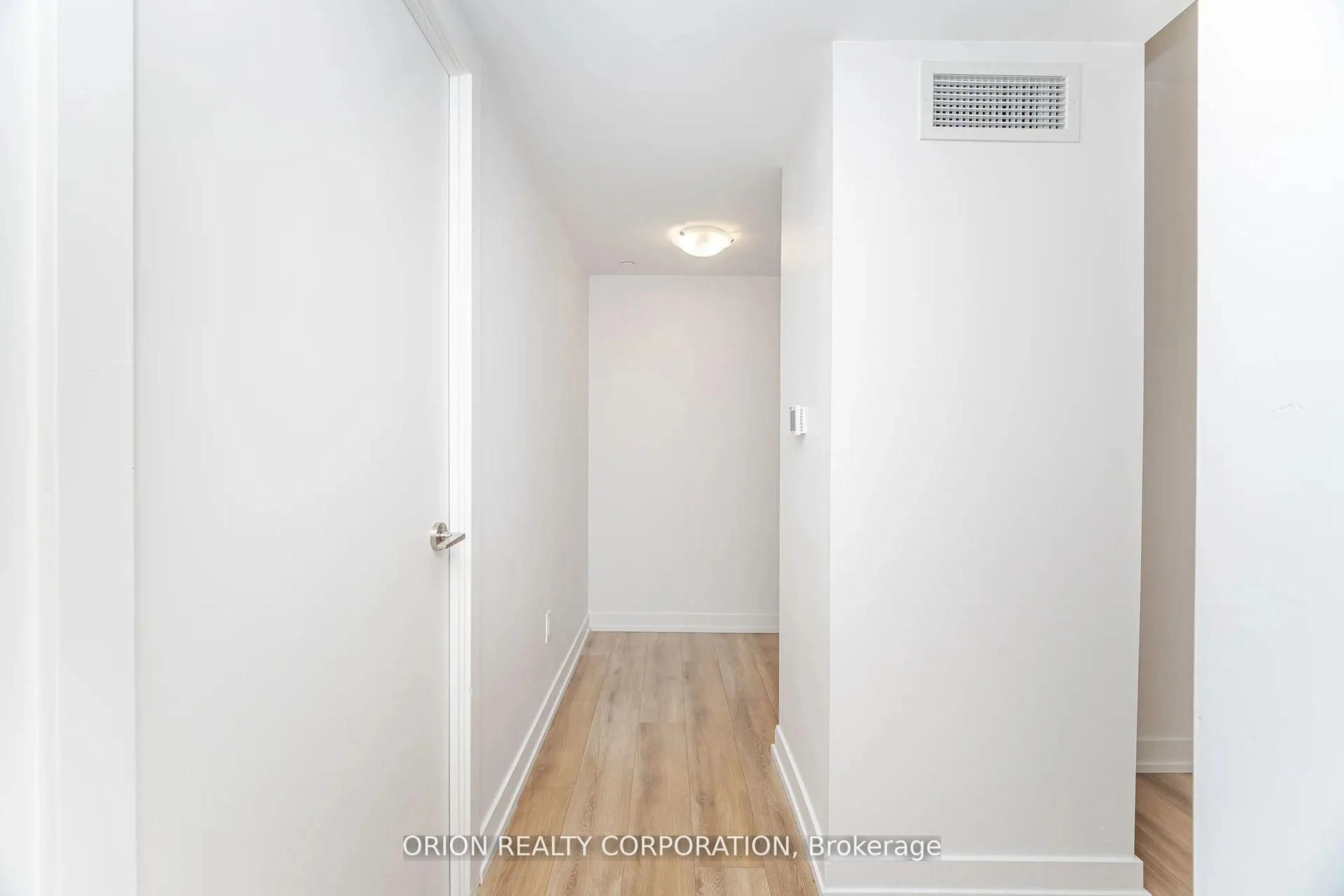 A pic of a room for 1480 Bayly St #1103, Pickering Ontario L1W 0C2