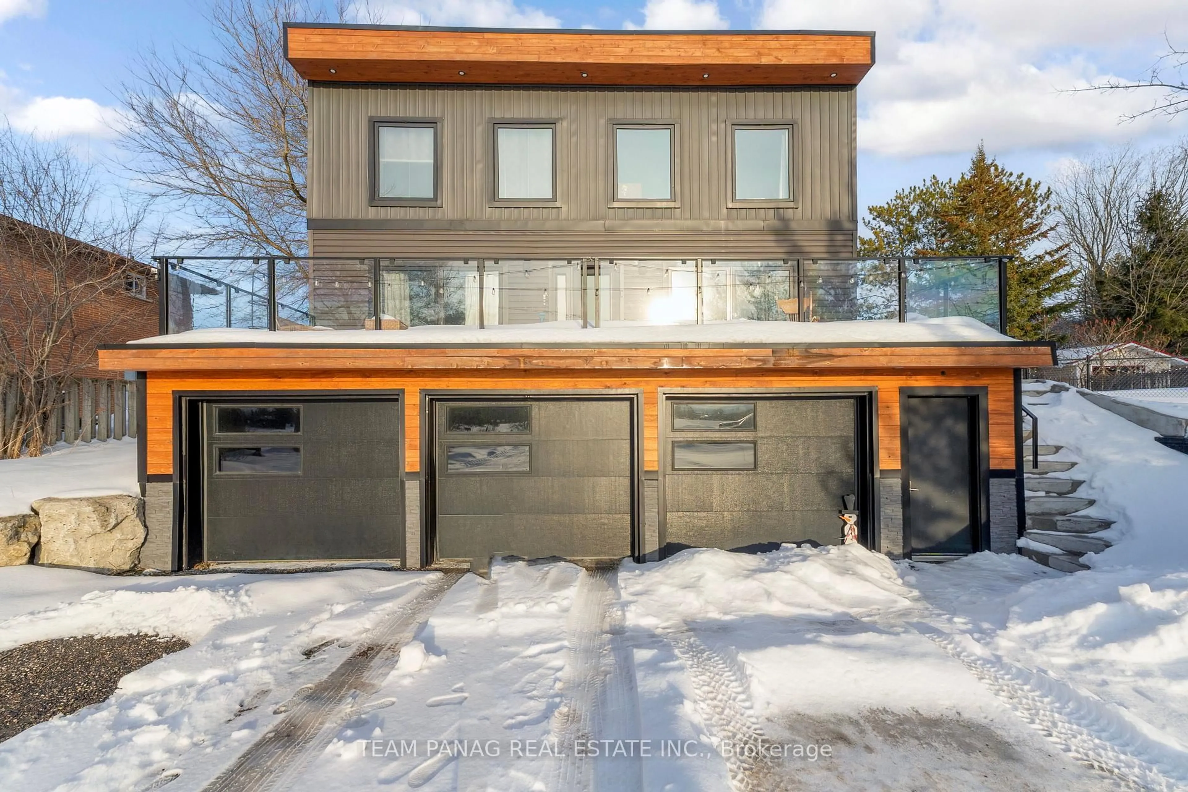 Unknown for 11561 Russell Rd, Scugog Ontario L9L 1B3