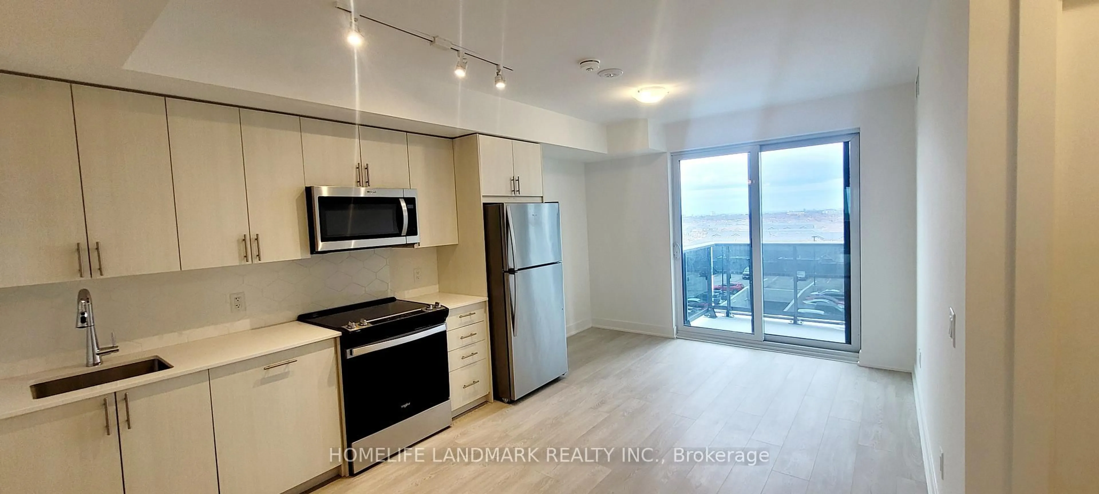 Open concept kitchen, unknown for 2545 Simcoe St #724, Oshawa Ontario L1L 0W3