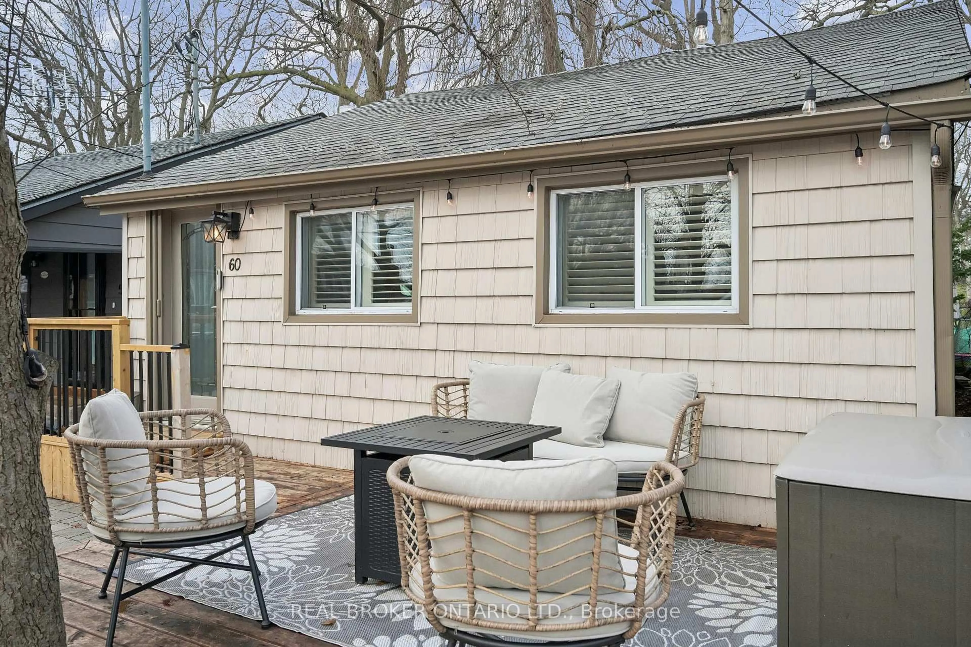 Patio, unknown for 60 Haig Ave, Toronto Ontario M1N 2W1