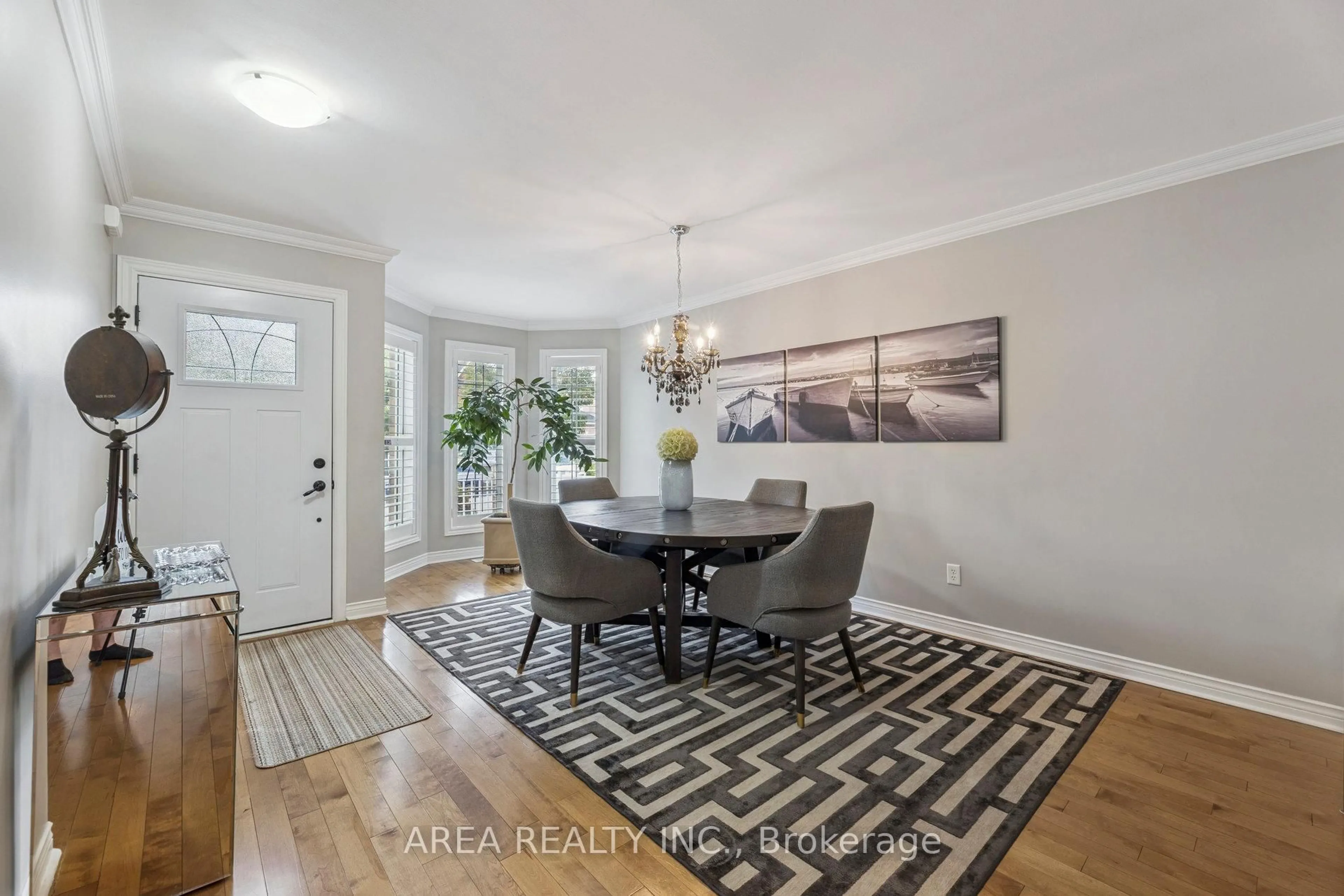 Dining room, unknown for 43 Chatterson St, Whitby Ontario L1R 0B3