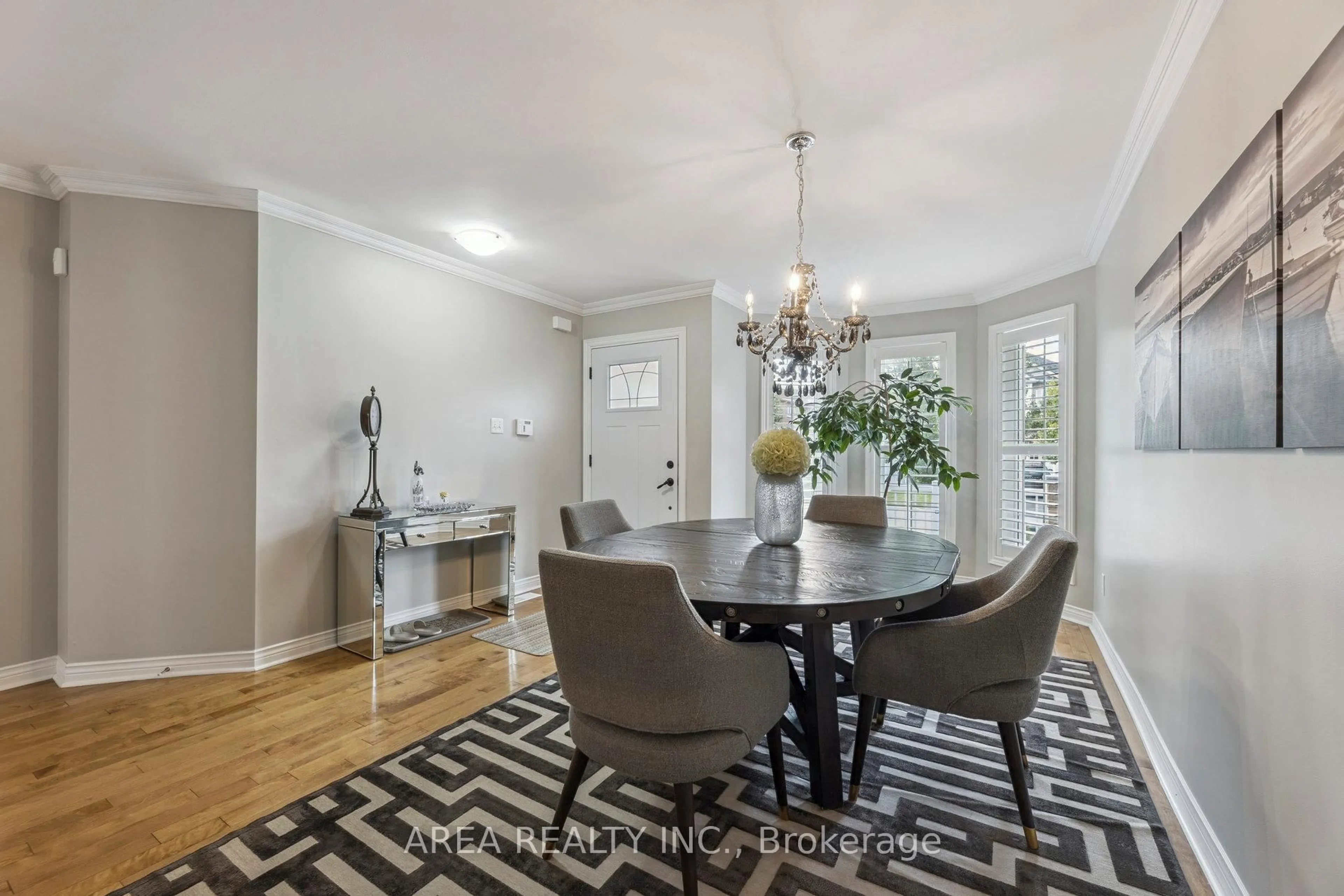 Dining room, unknown for 43 Chatterson St, Whitby Ontario L1R 0B3