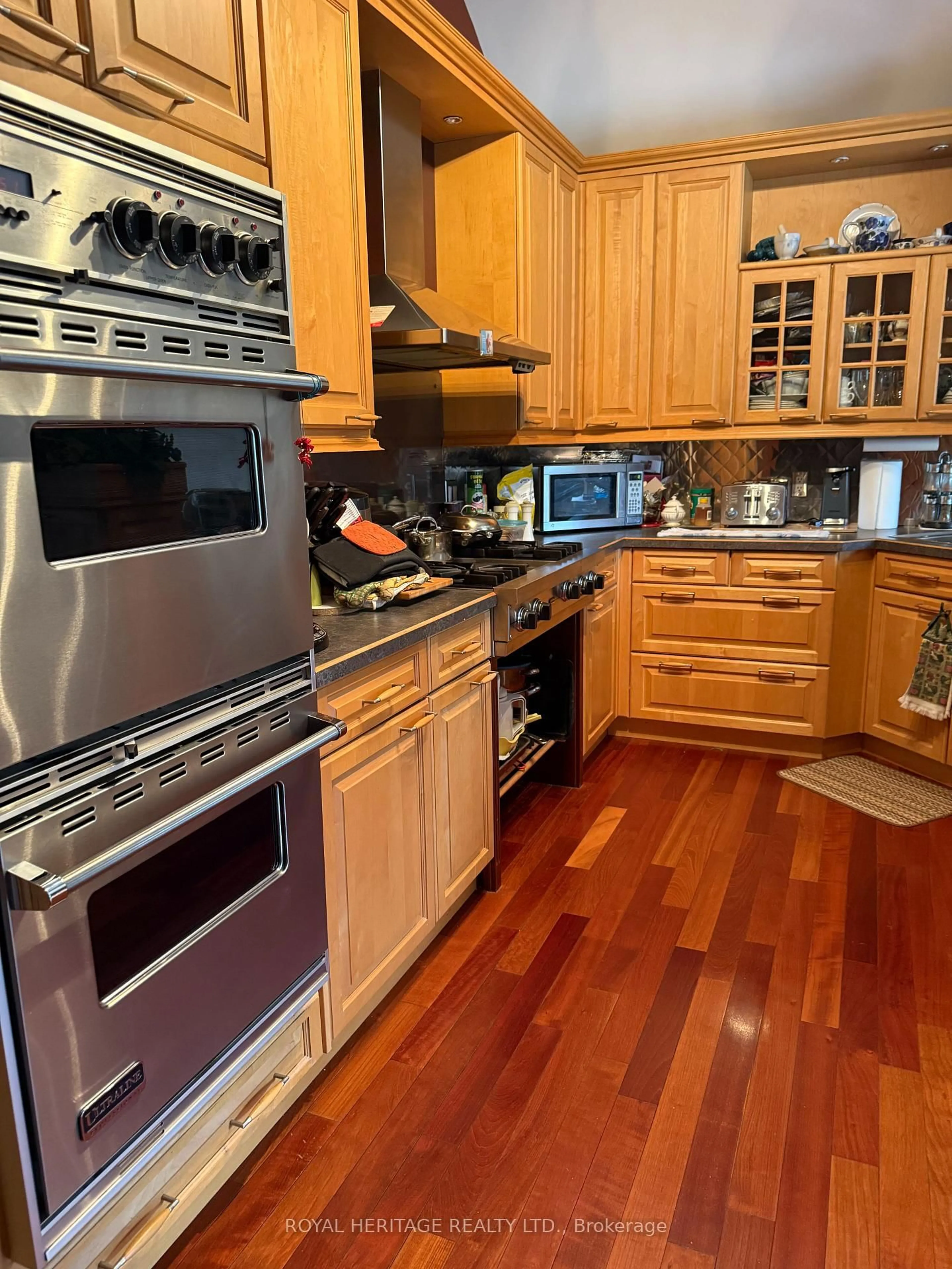 Unknown for 527 Rougemount Dr, Pickering Ontario L1W 2C1