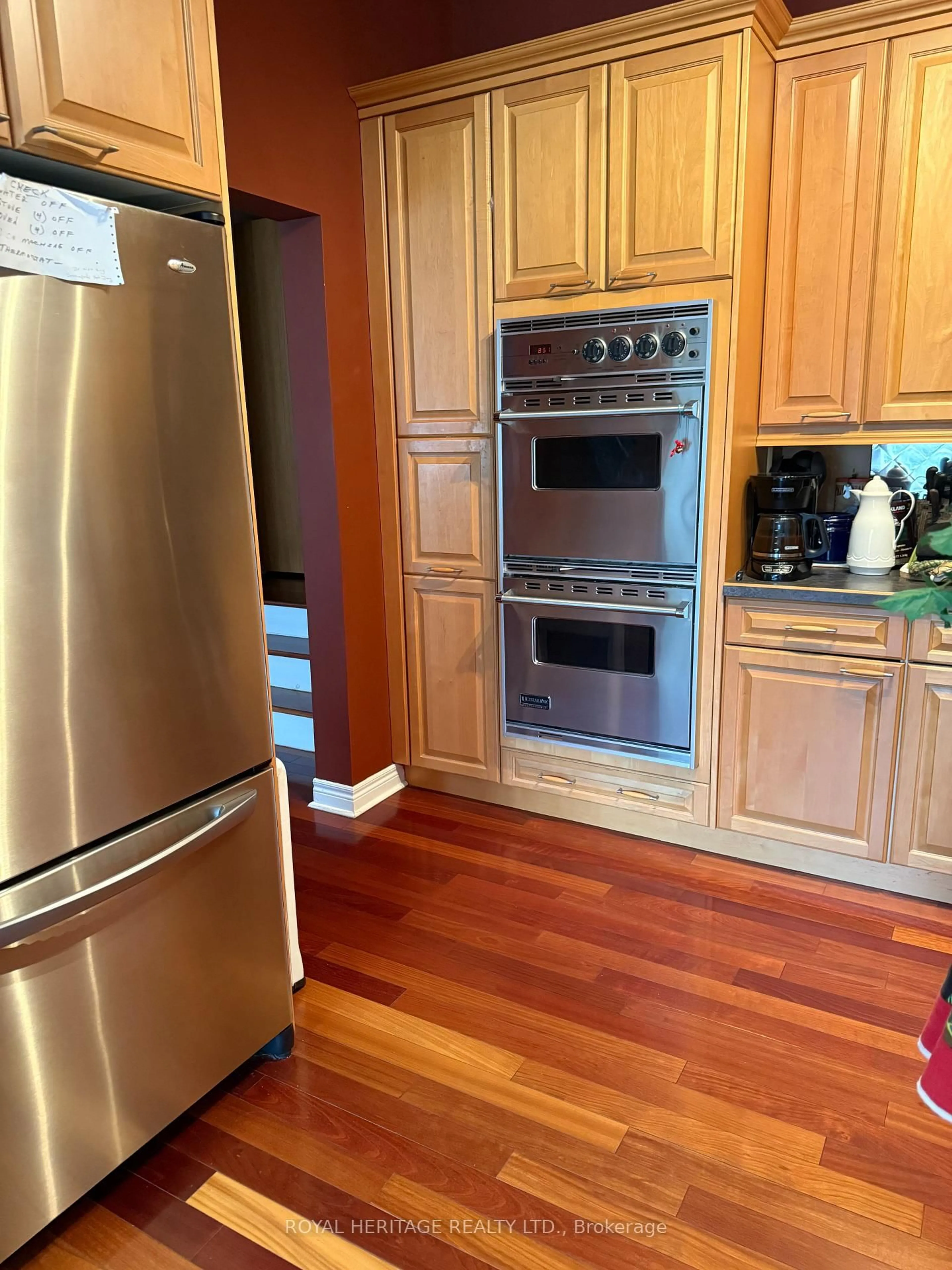 Unknown for 527 Rougemount Dr, Pickering Ontario L1W 2C1