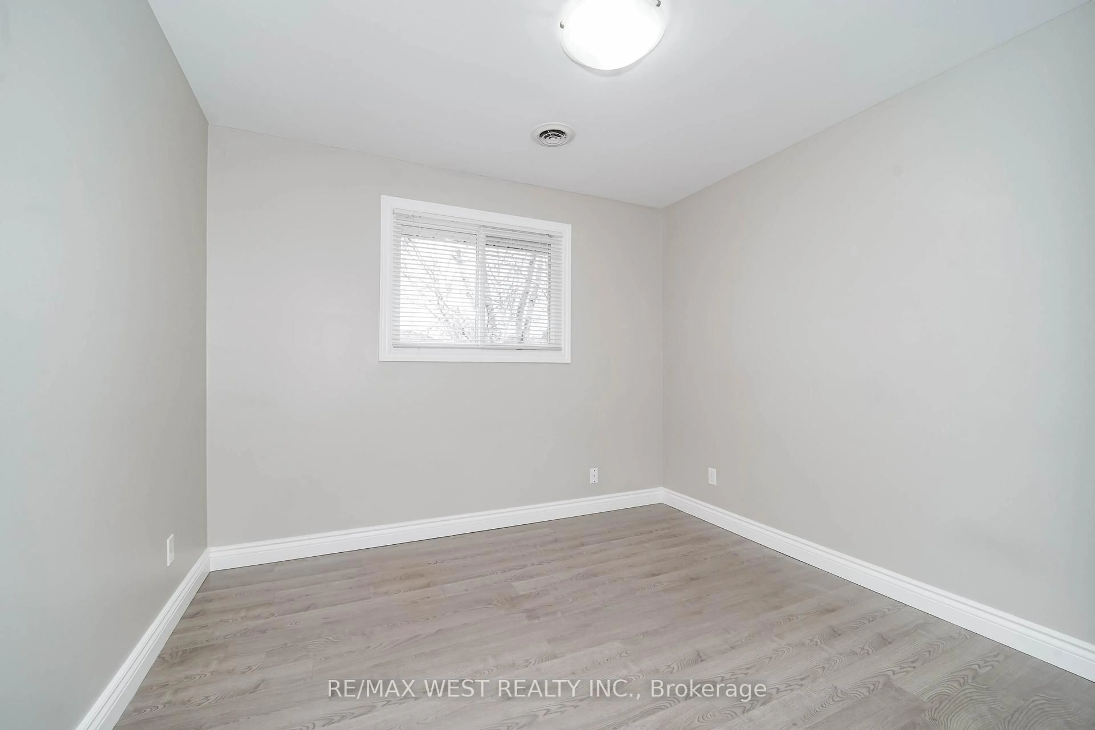 A pic of a room for 361 Dwight Ave, Oshawa Ontario L1J 1K8