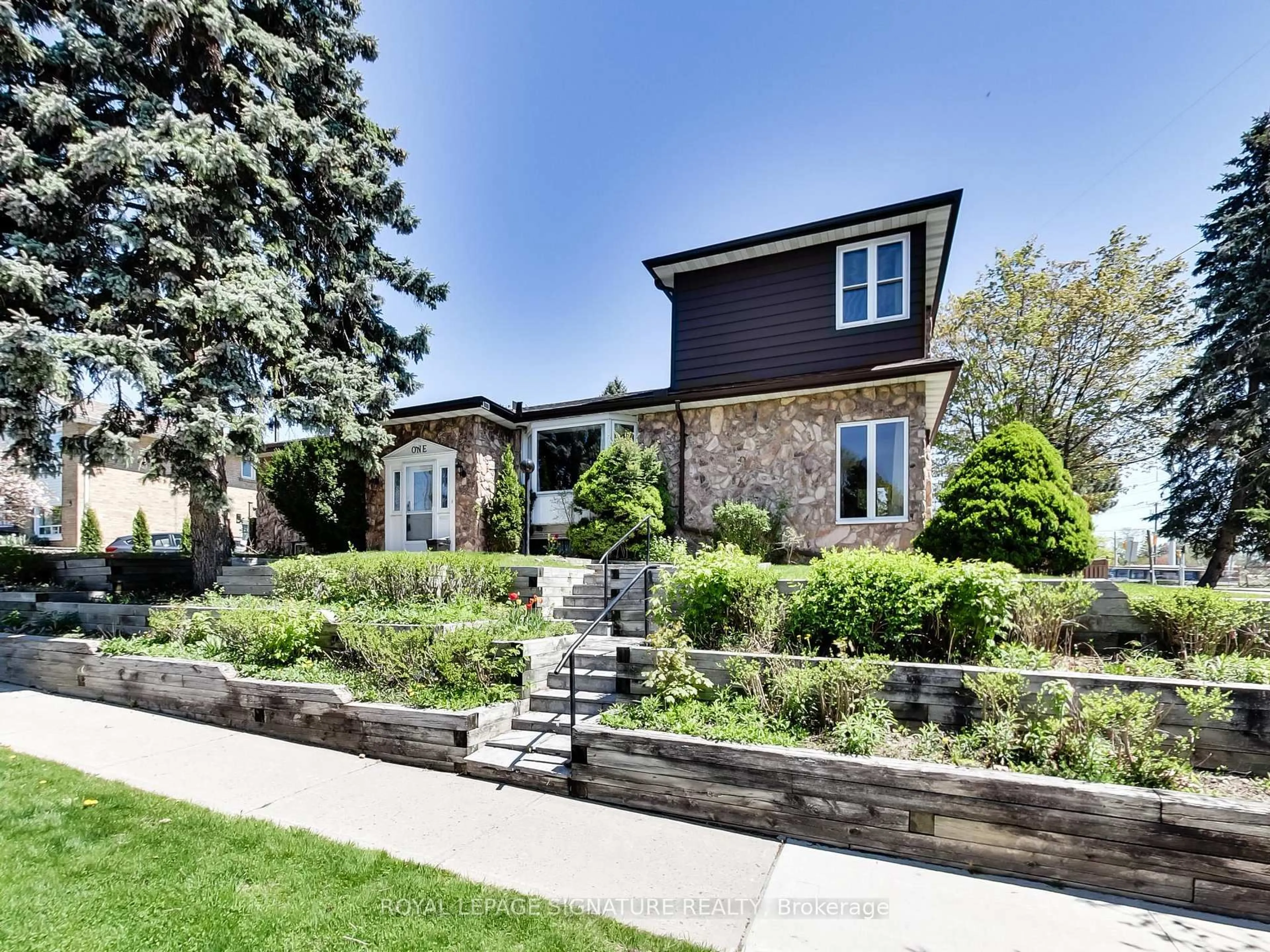 Home with brick exterior material, street for 1 Kencliff Cres, Toronto Ontario M1P 4E2