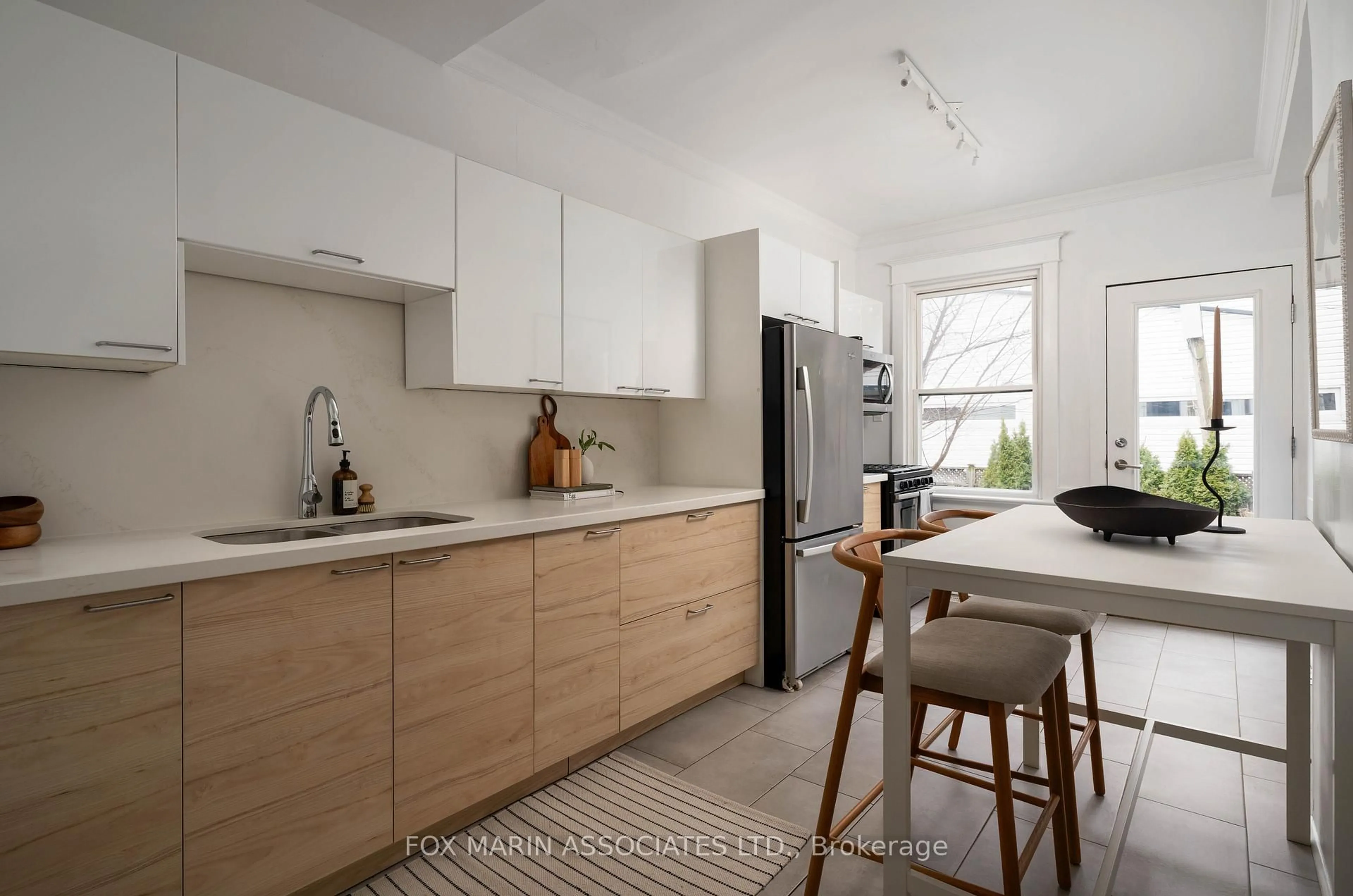 Standard kitchen, unknown for 140 Jones Ave, Toronto Ontario M4M 3A1