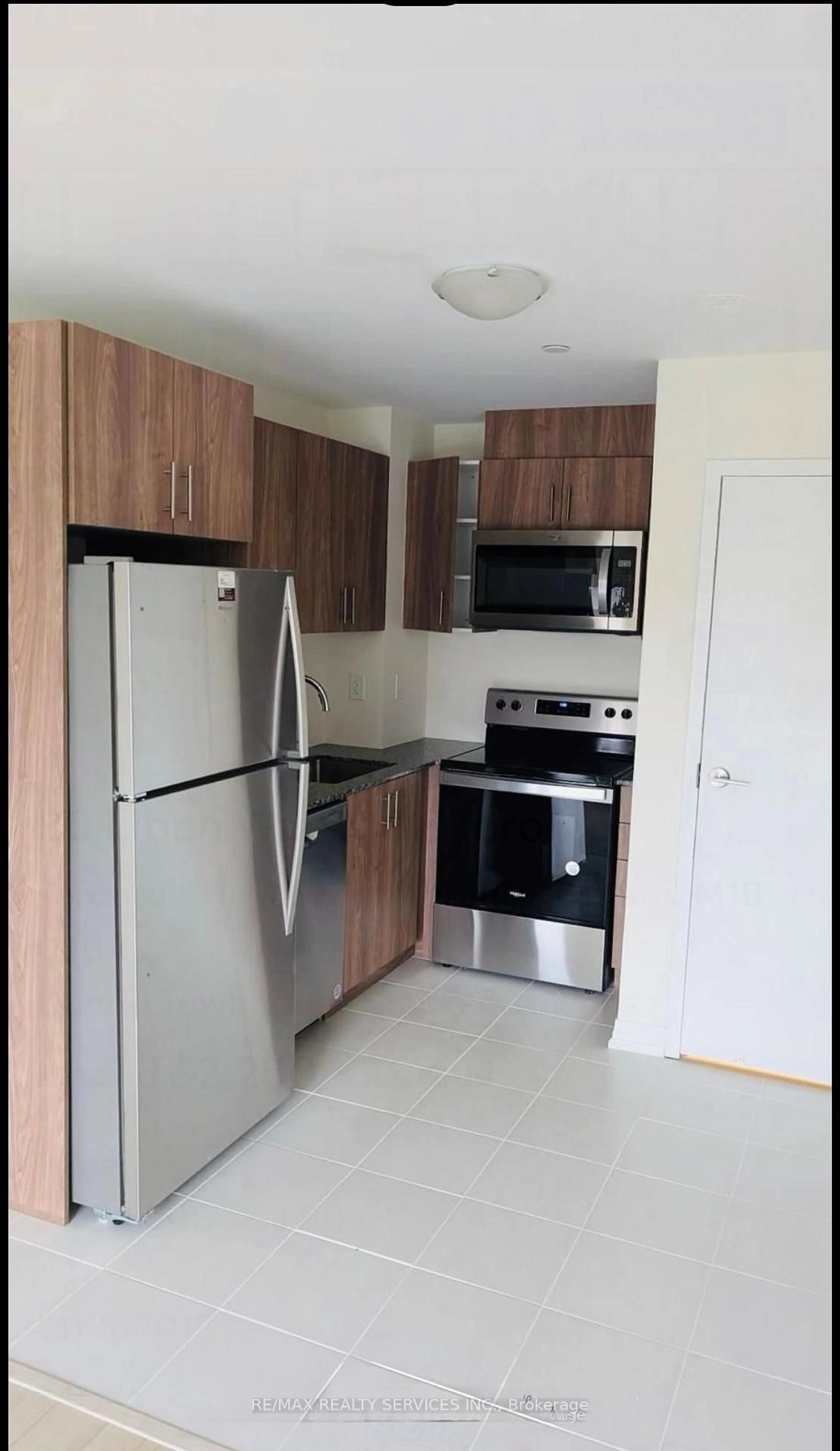 Standard kitchen, unknown for 30 Liben Way #31, Toronto Ontario M1B 0E9