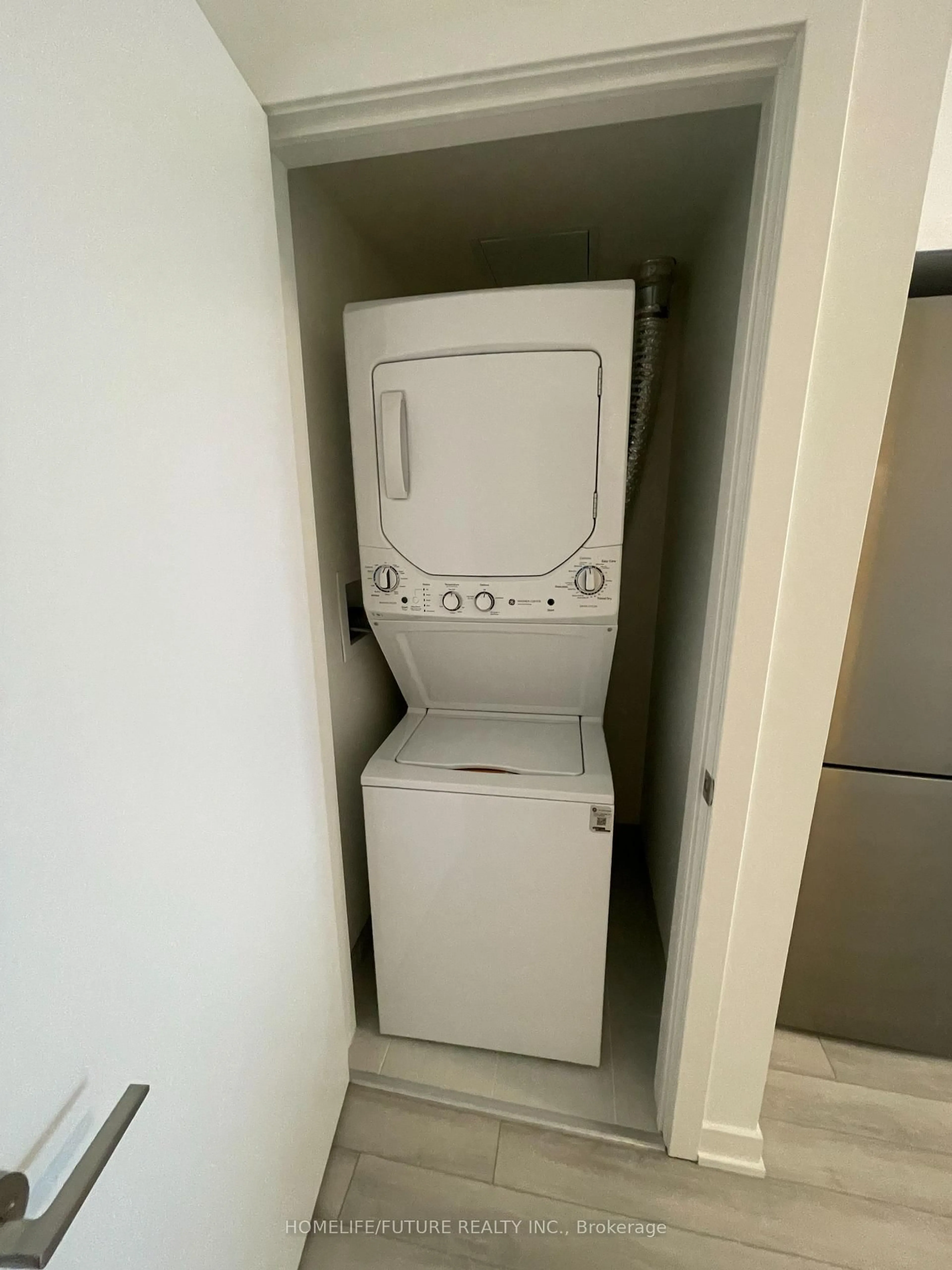 Laundry room for 51 Clarington Blvd #808, Clarington Ontario L1C 7J8