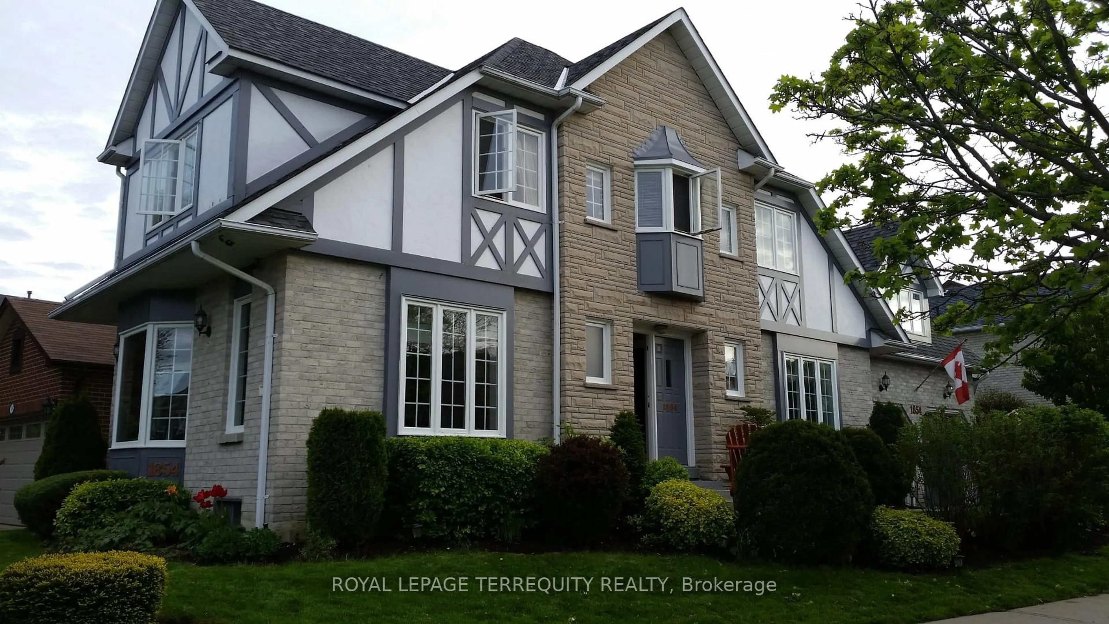 Home with brick exterior material, street for 1854 Brookshire Sq, Pickering Ontario L1V 5E9