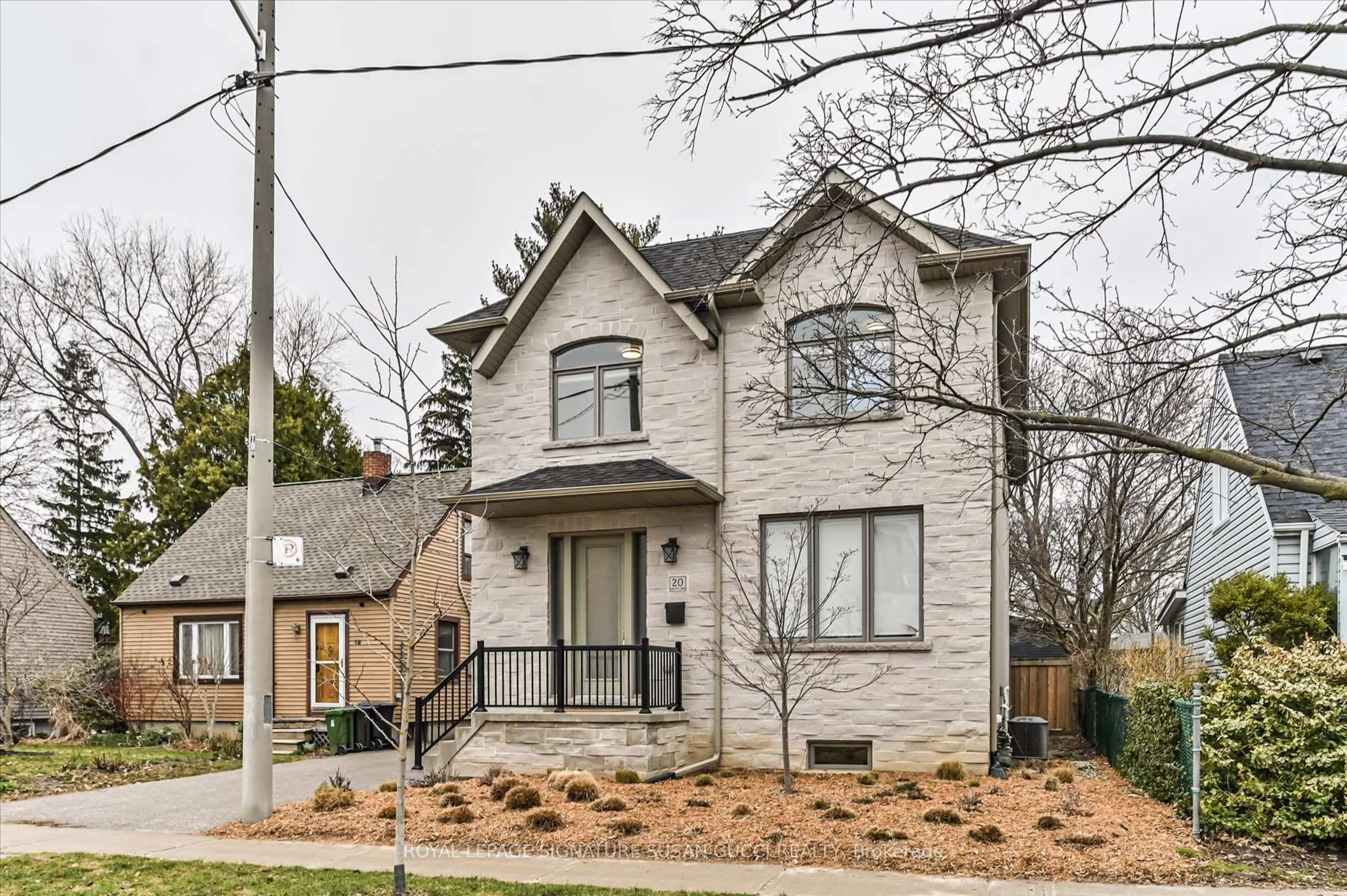 Home with brick exterior material, street for 20 Warvet Cres, Toronto Ontario M4B 1P3