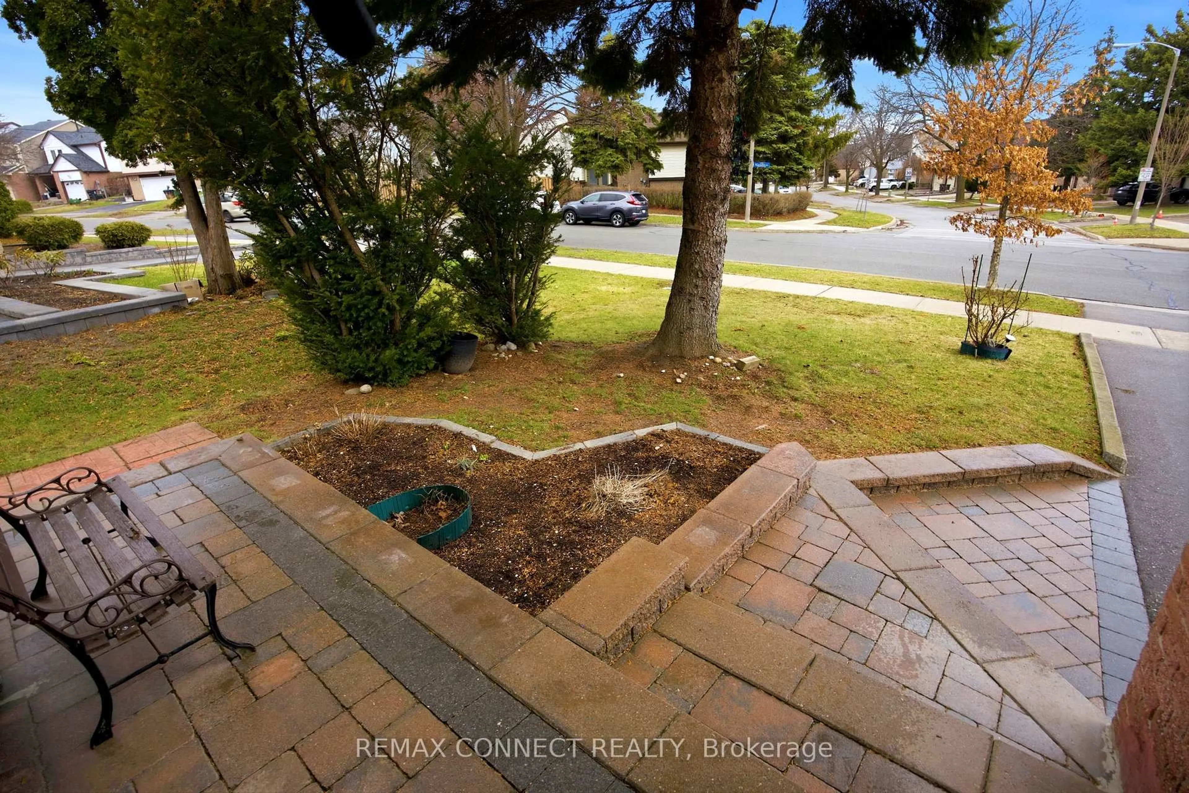 Patio, street for 140 Placentia Blvd, Toronto Ontario M1S 4H1