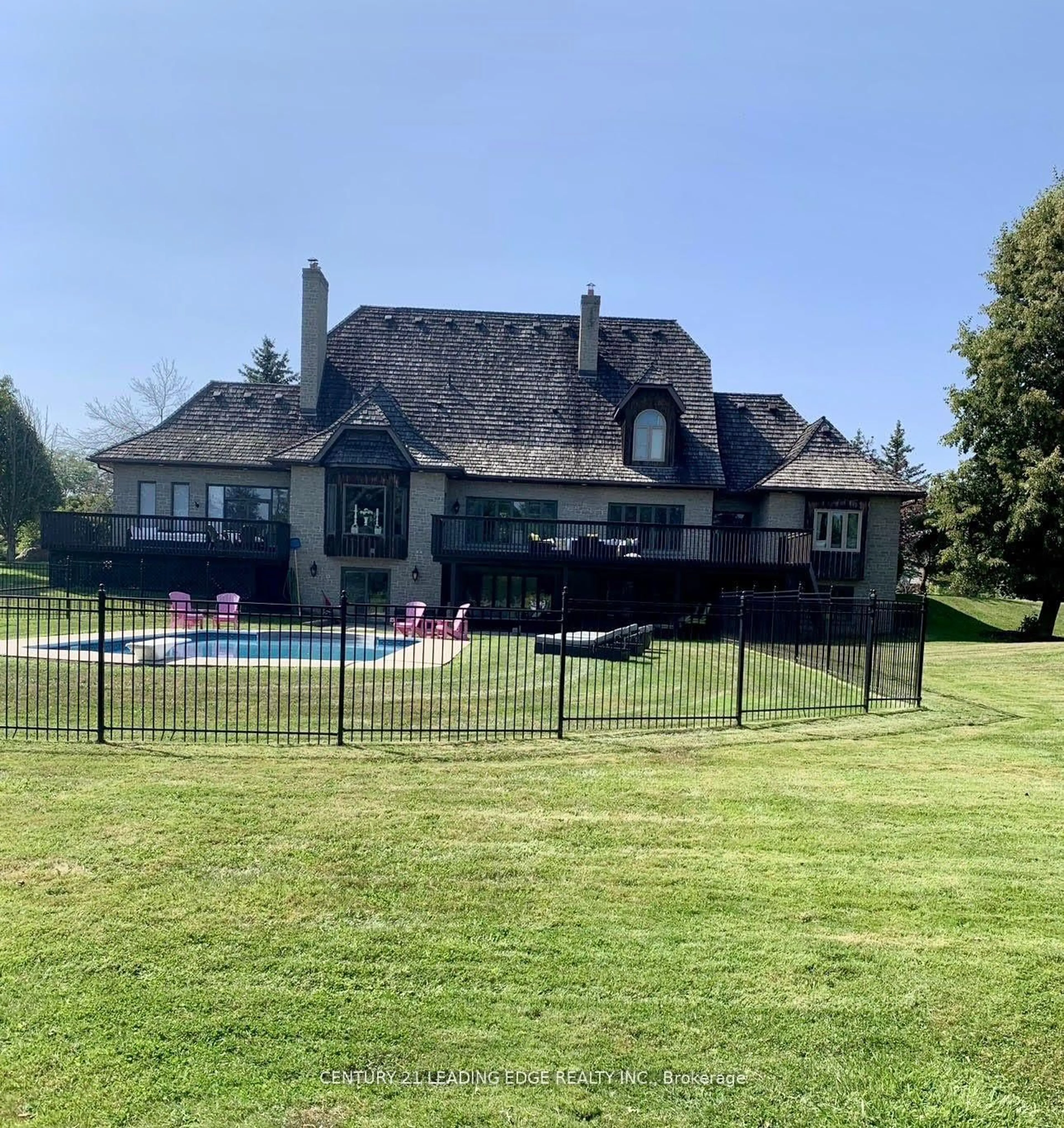 A pic from outside/outdoor area/front of a property/back of a property/a pic from drone, unknown for 21 Buggey Lane, Ajax Ontario L1Z 1X4