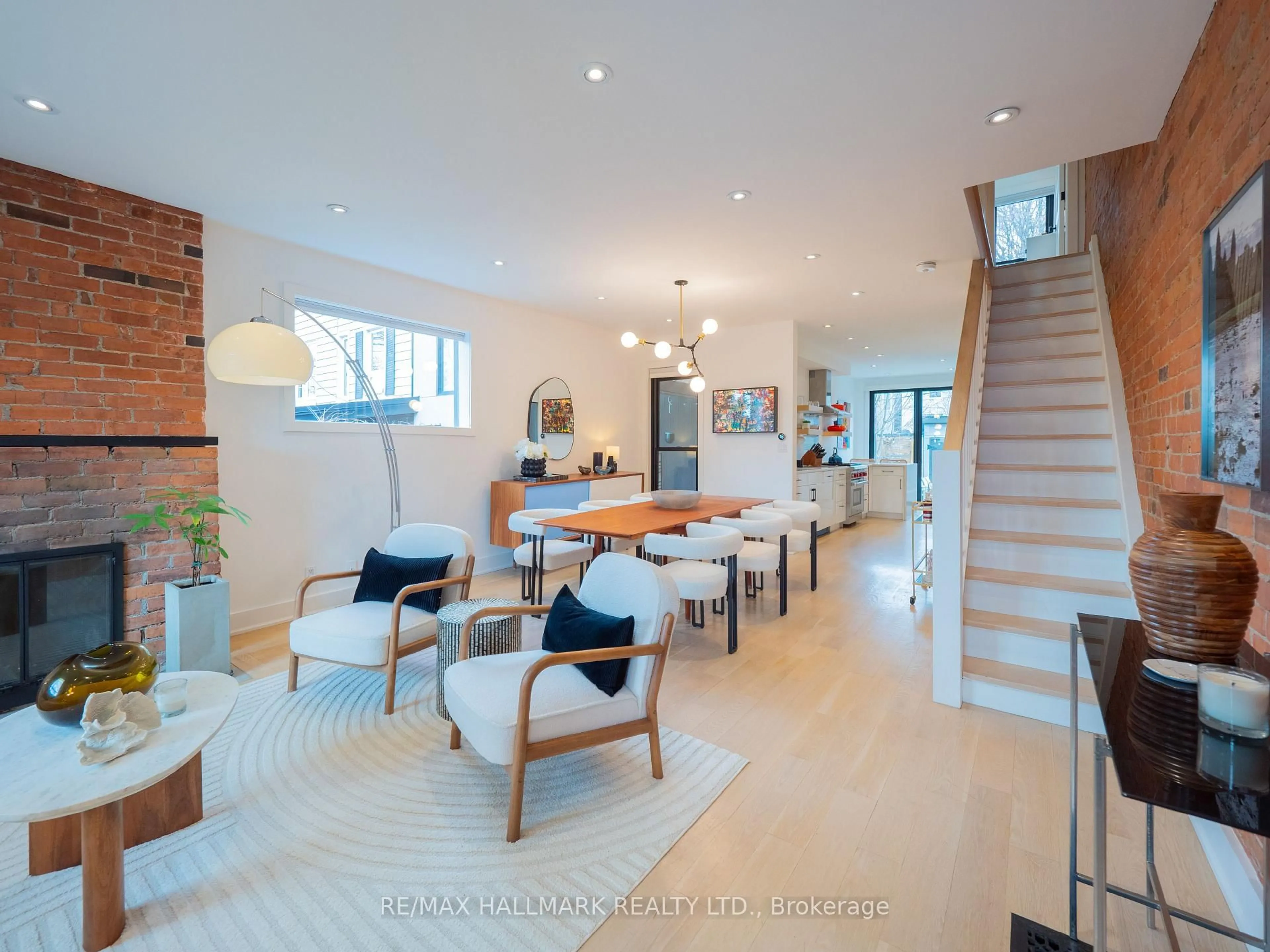 Unknown for 192 Withrow Ave, Toronto Ontario M4K 1E1