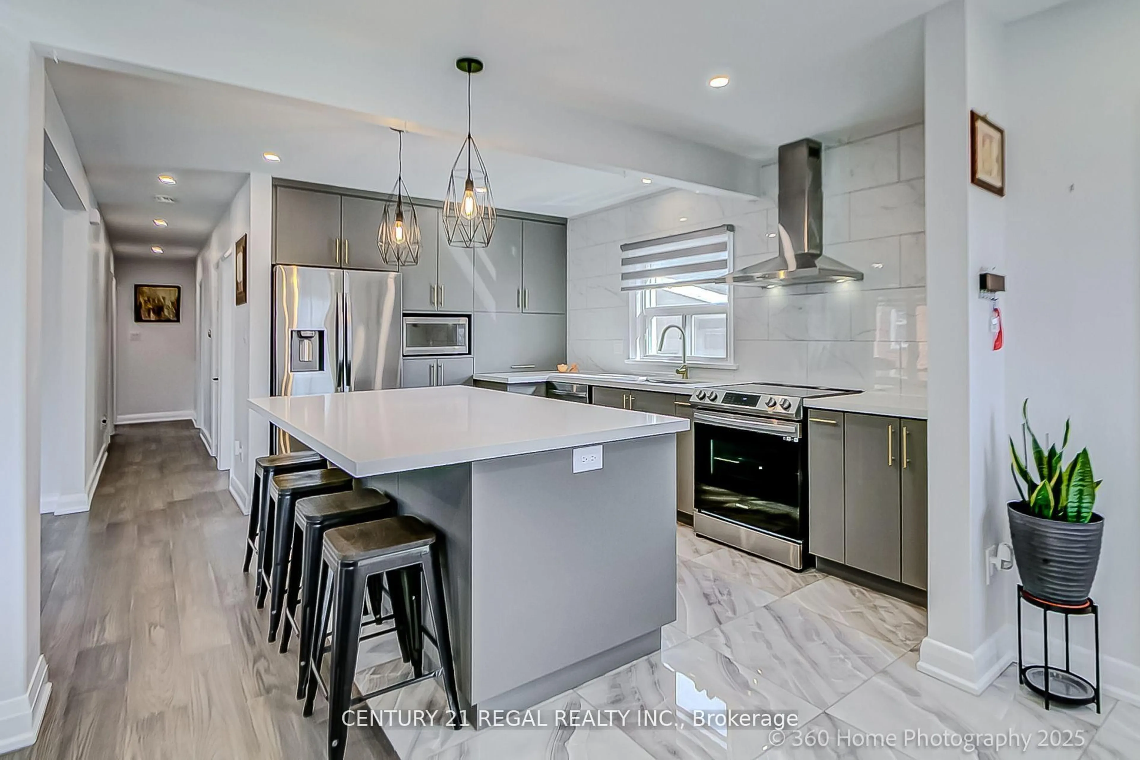 Contemporary kitchen, ceramic/tile floor for 17 Electro Rd, Toronto Ontario M1R 2A6