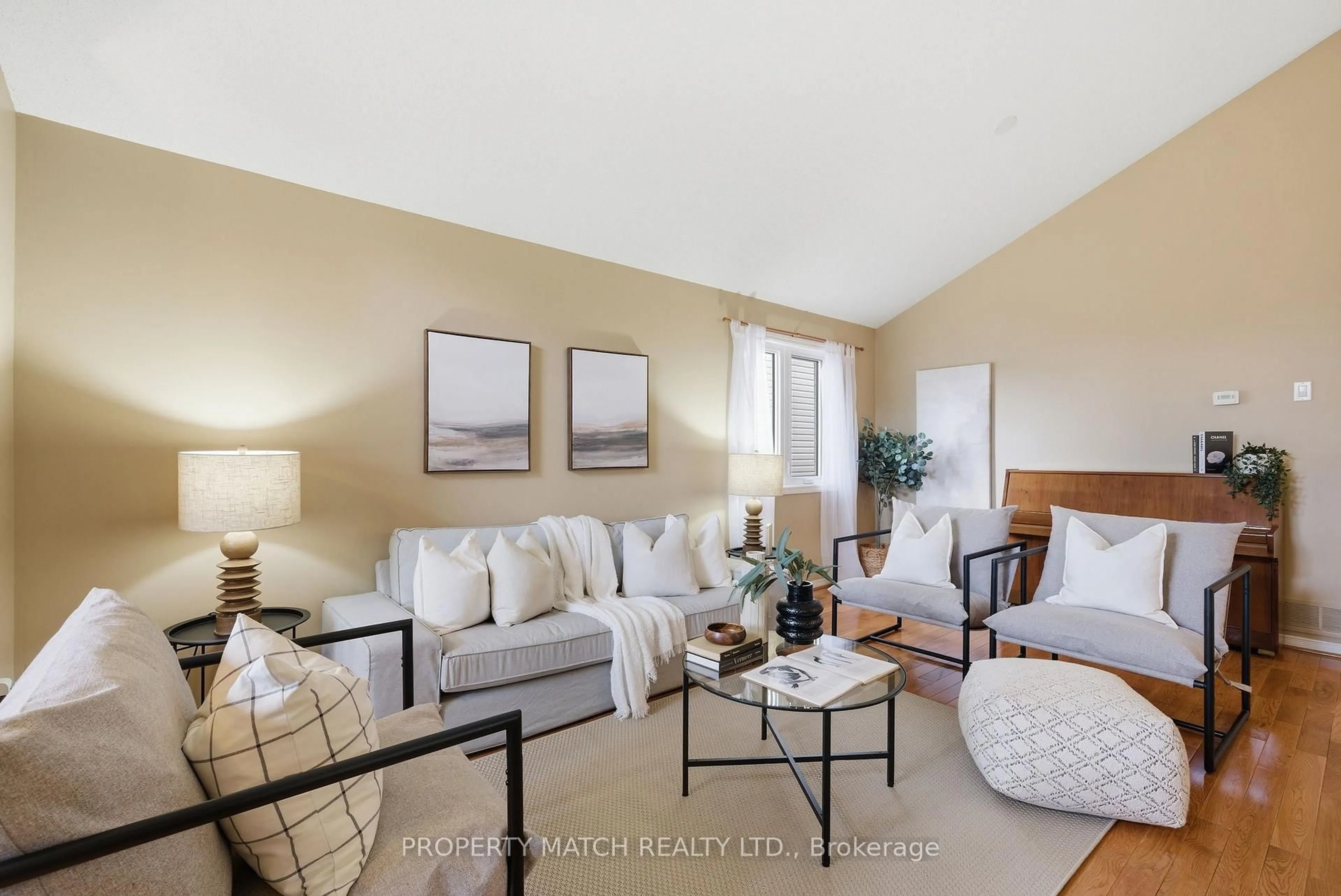 Living room with furniture, unknown for 680 Ormond Dr, Oshawa Ontario L1K 2R9