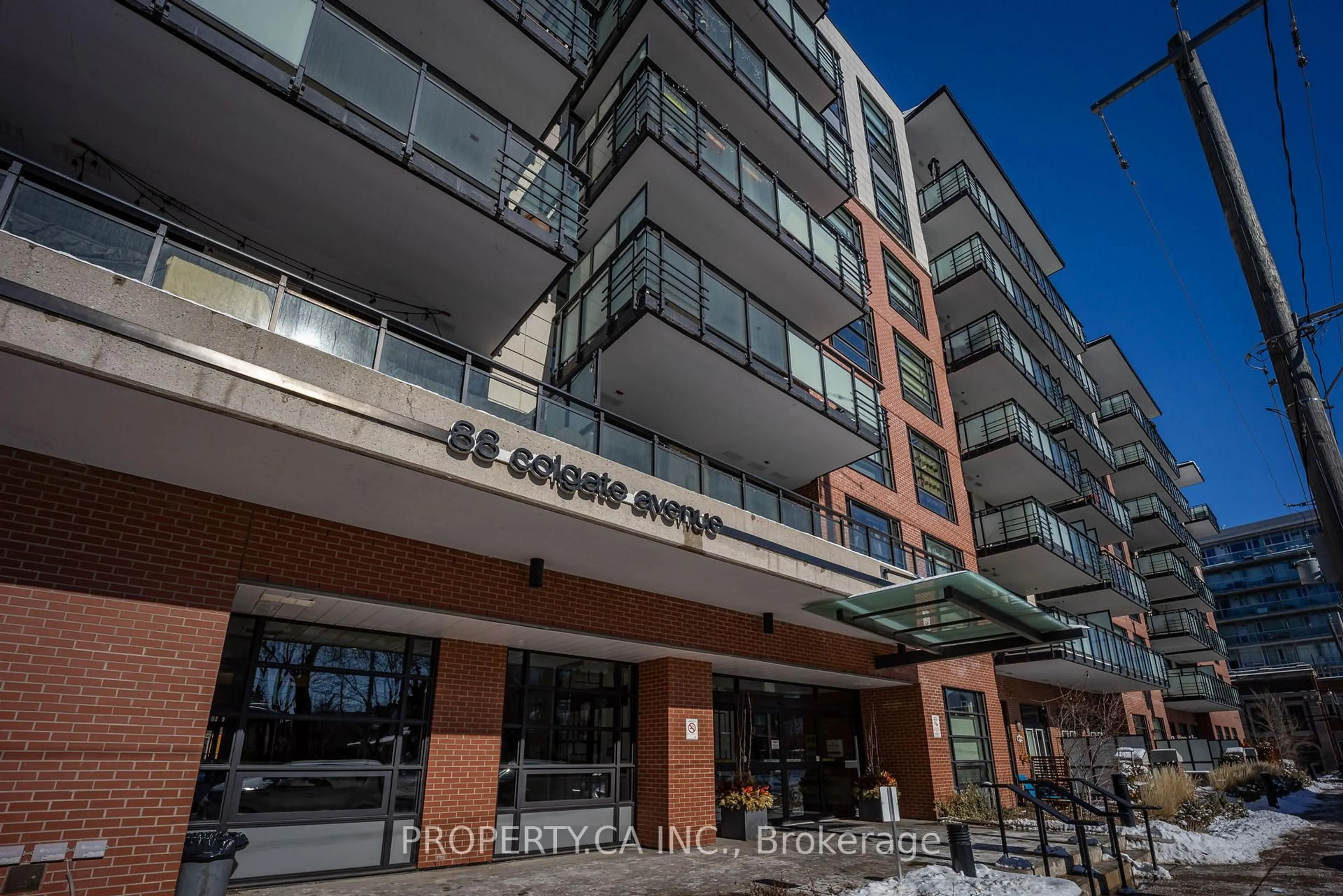 Indoor foyer for 88 Colgate Ave #612, Toronto Ontario M4M 0A6