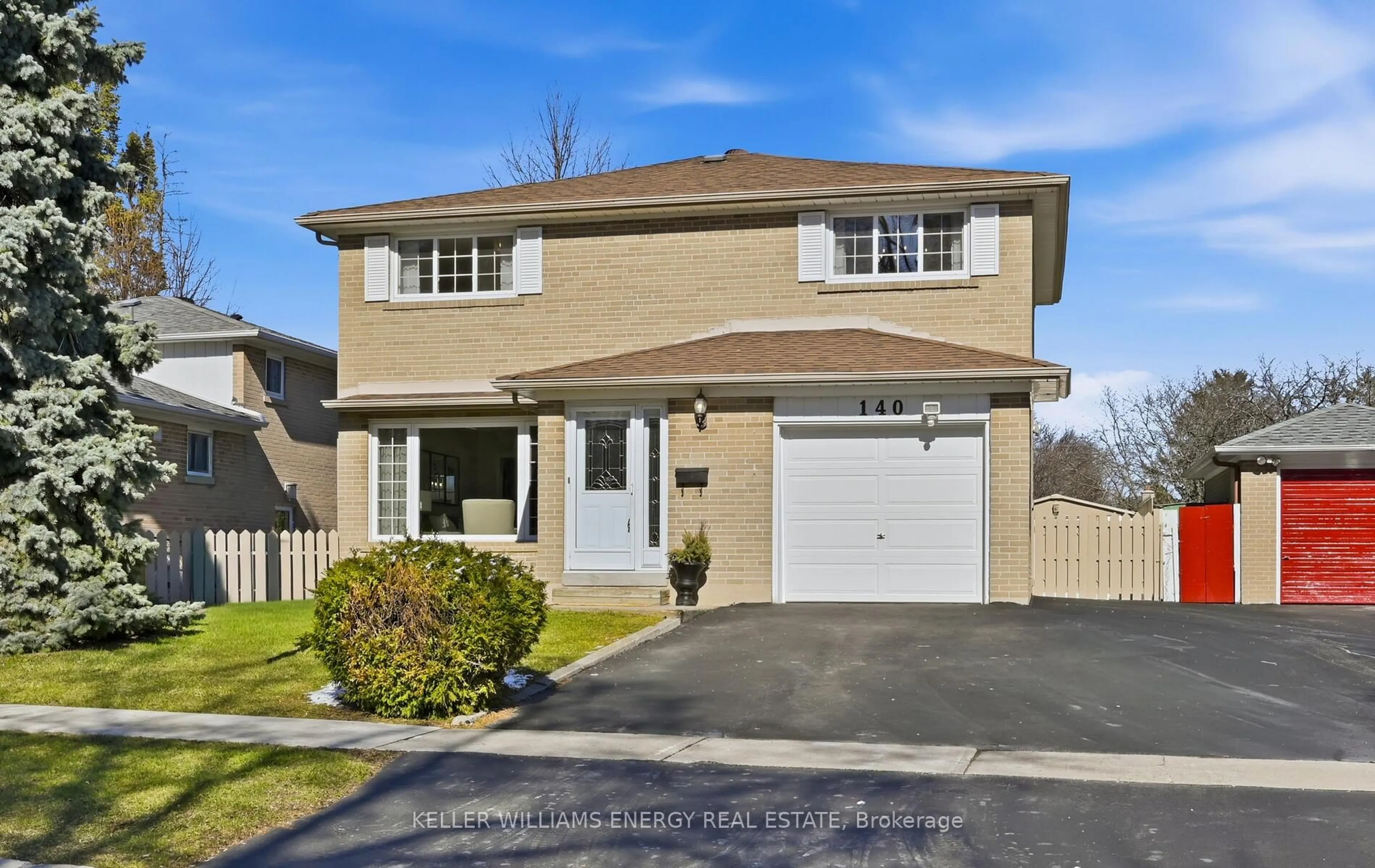 Home with vinyl exterior material, street for 140 Merkley Sq, Toronto Ontario M1G 2Y8