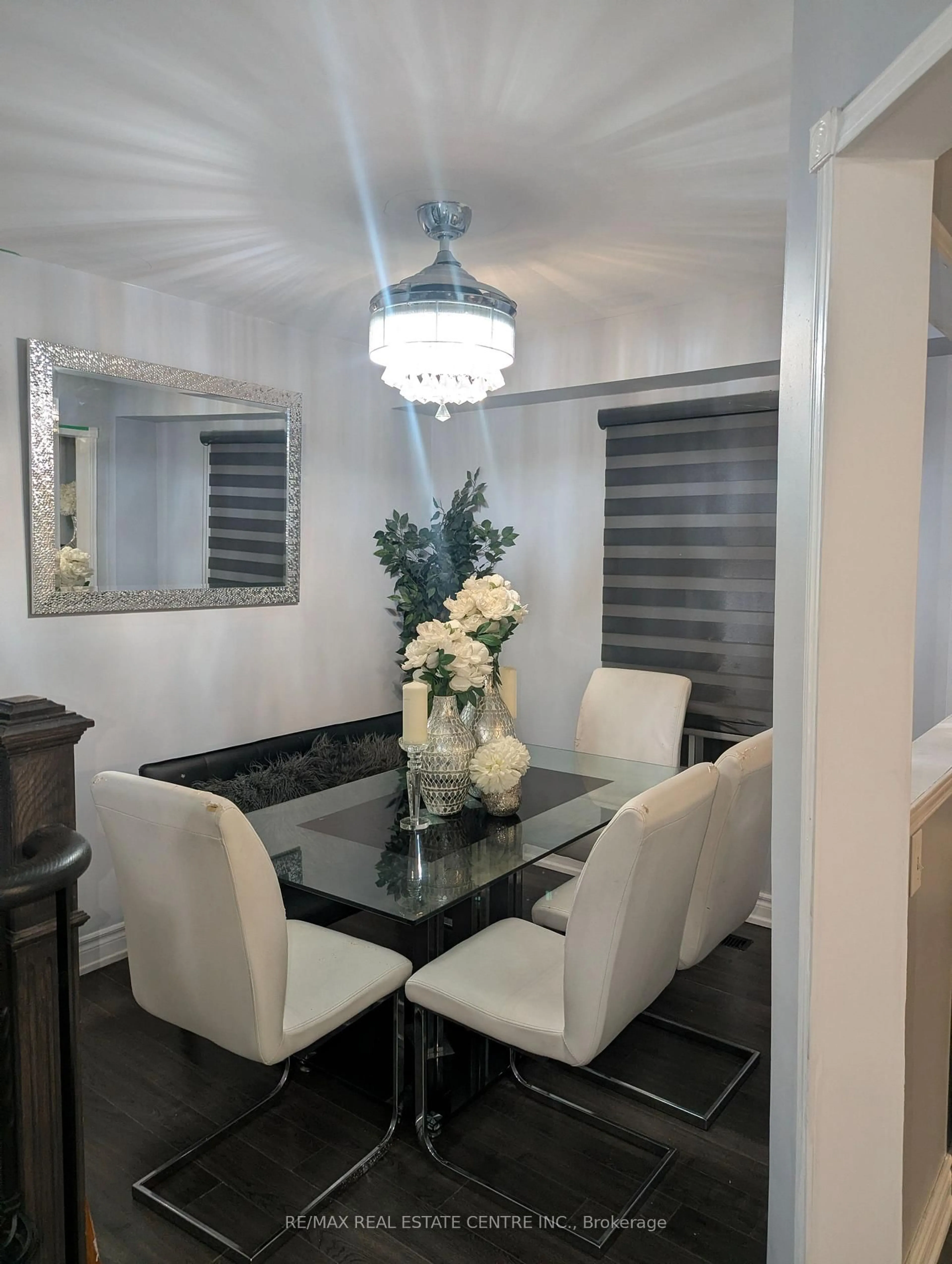 Dining room, unknown for 130 Wright Cres, Ajax Ontario L1S 6X7
