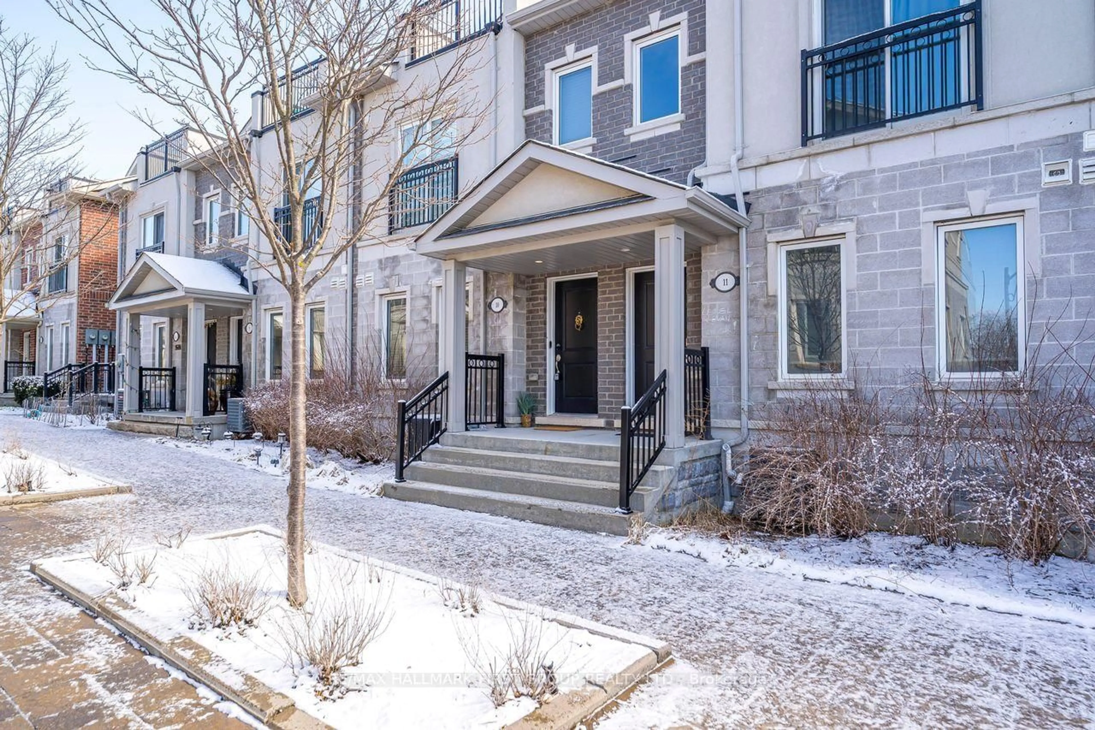 Indoor entryway for 1040 Elton Way #10, Whitby Ontario L1N 0L3