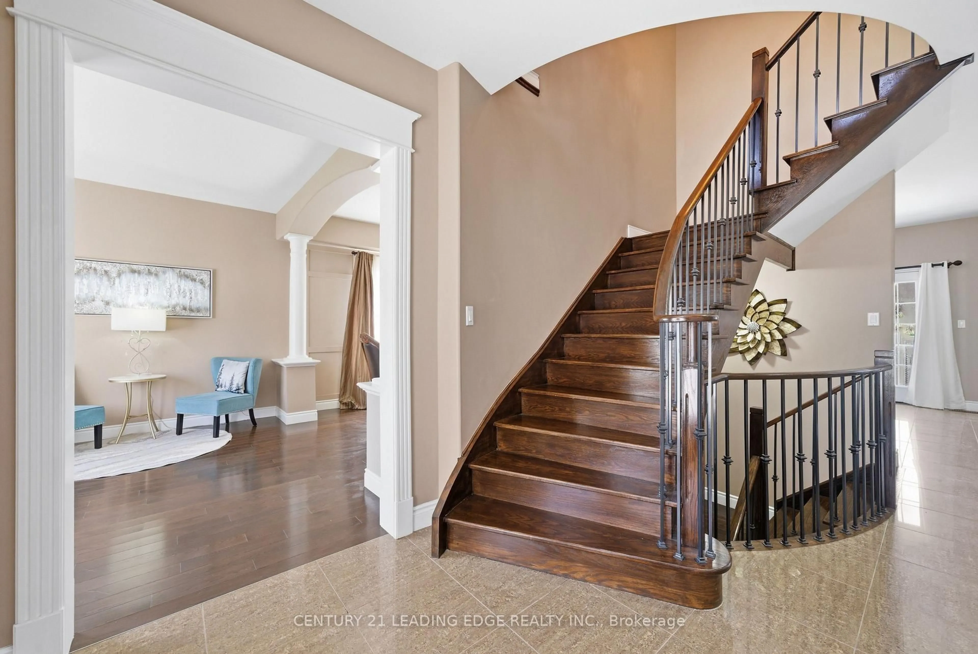 Unknown for 2 A View St, Ajax Ontario L1Z 1E4