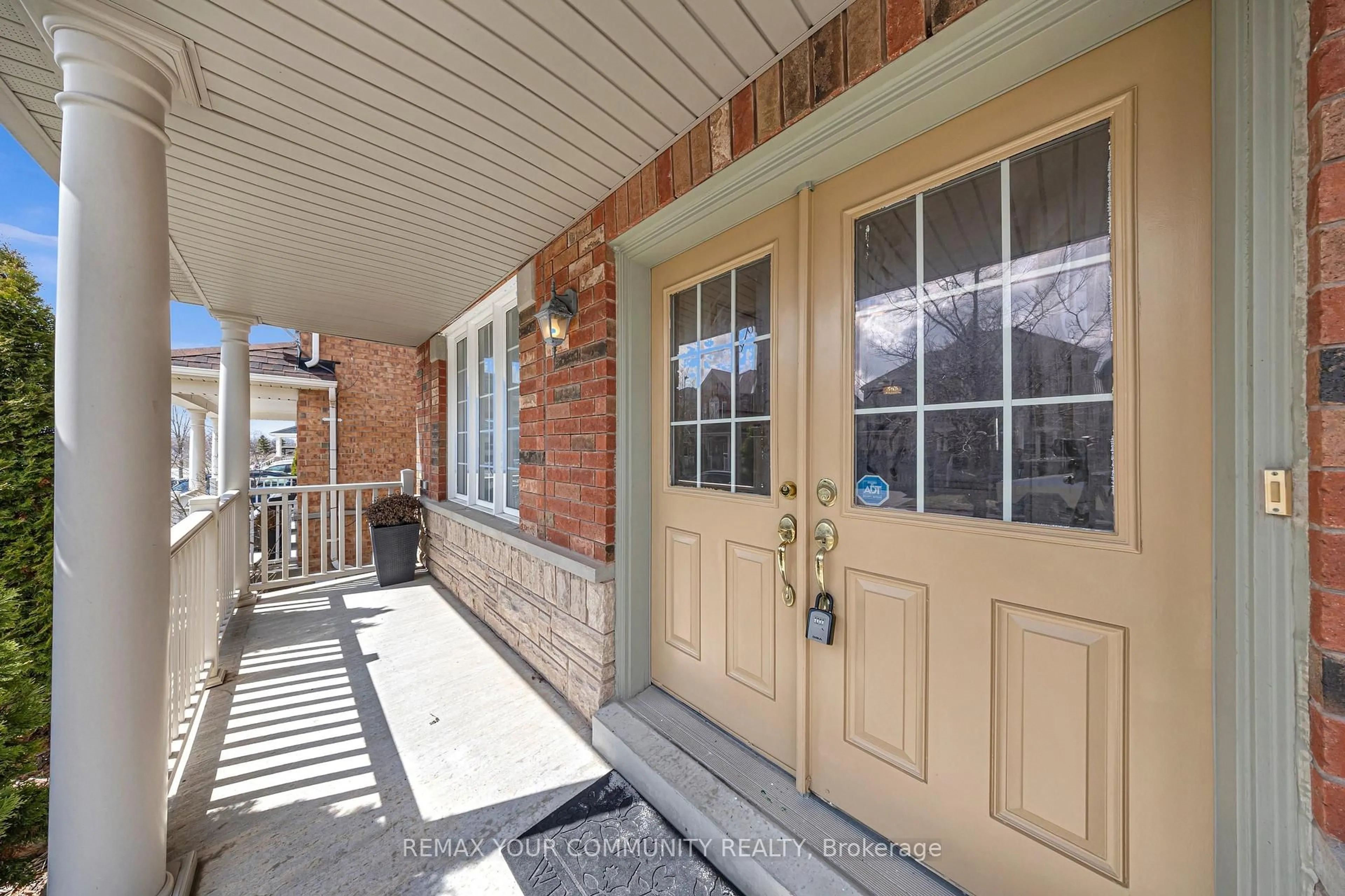 Indoor entryway for 12 Warburton Dr, Ajax Ontario L1T 0K6