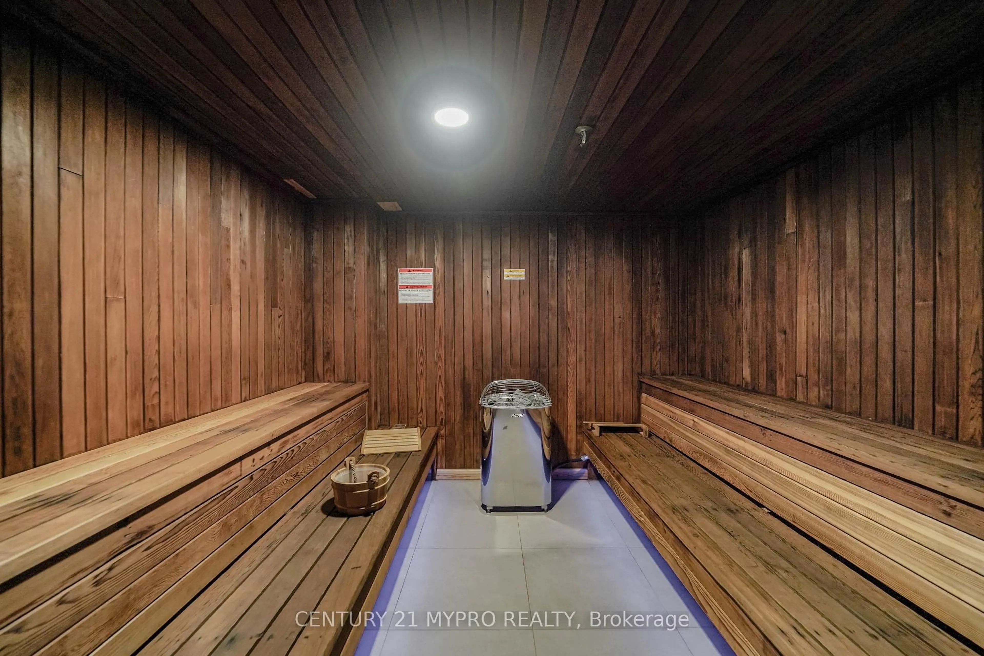 Unknown for 100 Echo Pt #1708, Toronto Ontario M1W 2V2