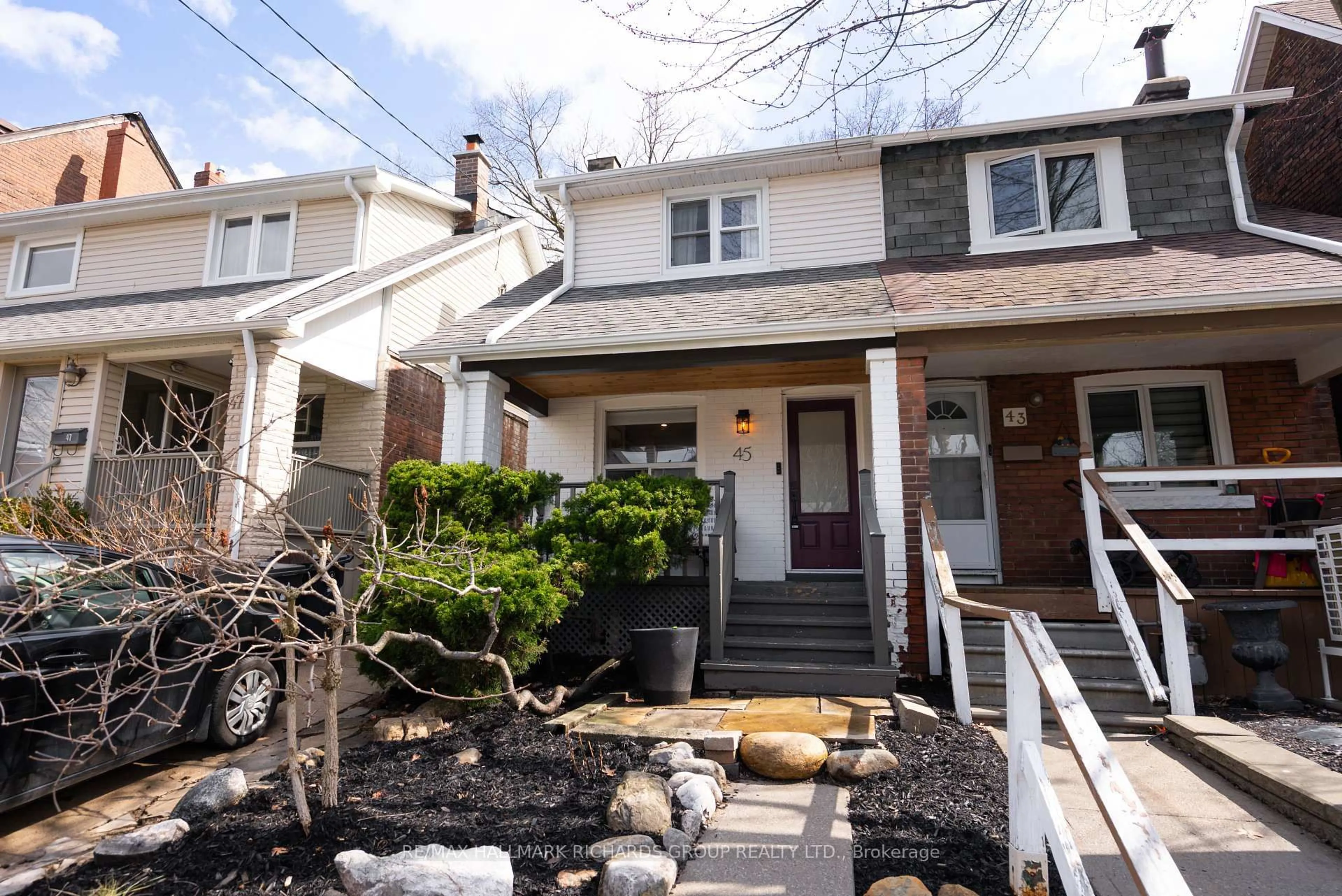 Unknown for 45 Devon Rd, Toronto Ontario M4E 2J7