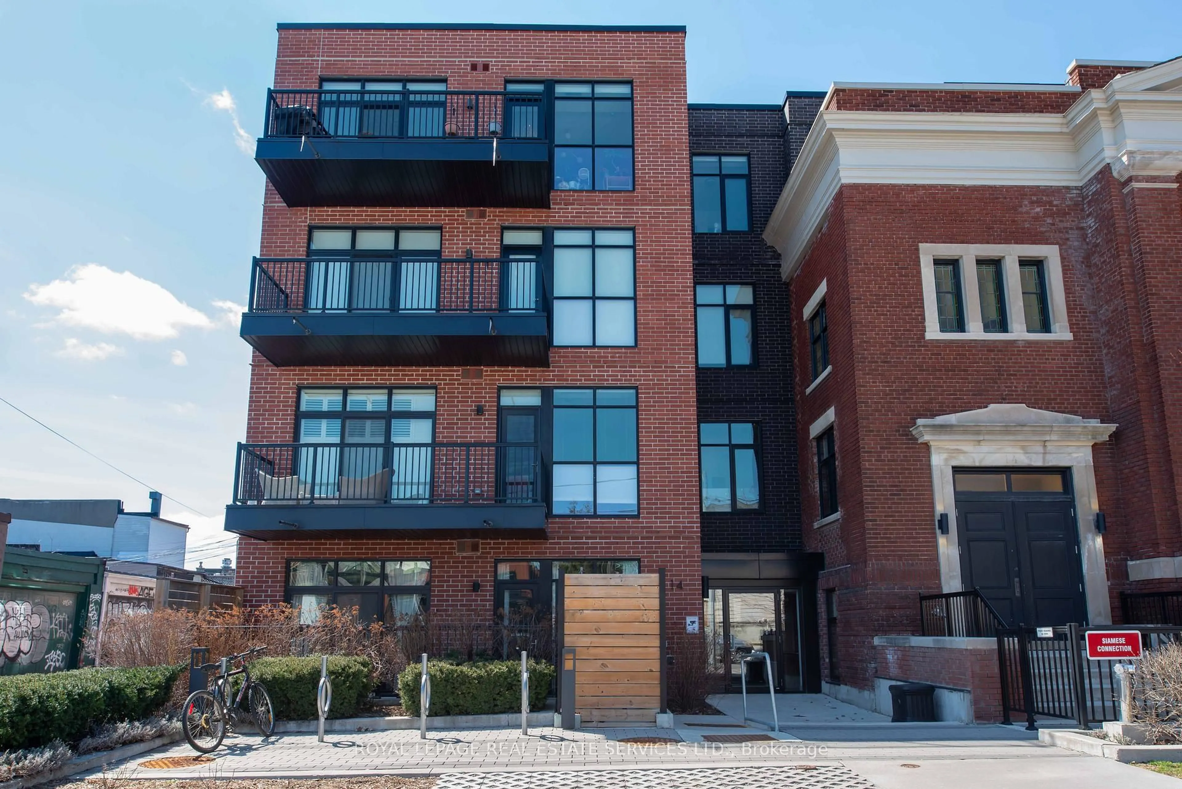 Home with brick exterior material, building for 14 Dewhurst Blvd #101, Toronto Ontario M4J 3H9