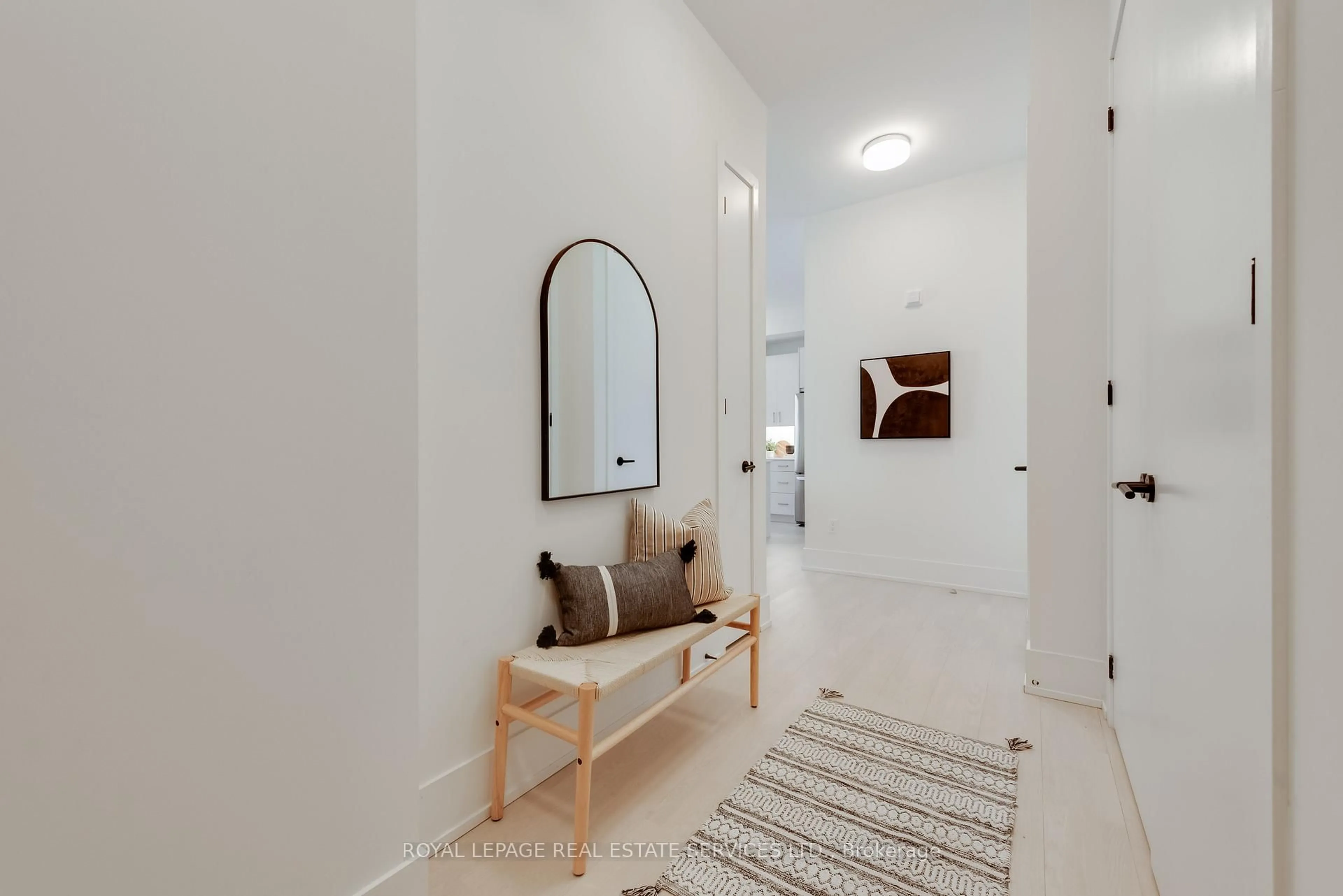 Indoor entryway for 14 Dewhurst Blvd #101, Toronto Ontario M4J 3H9