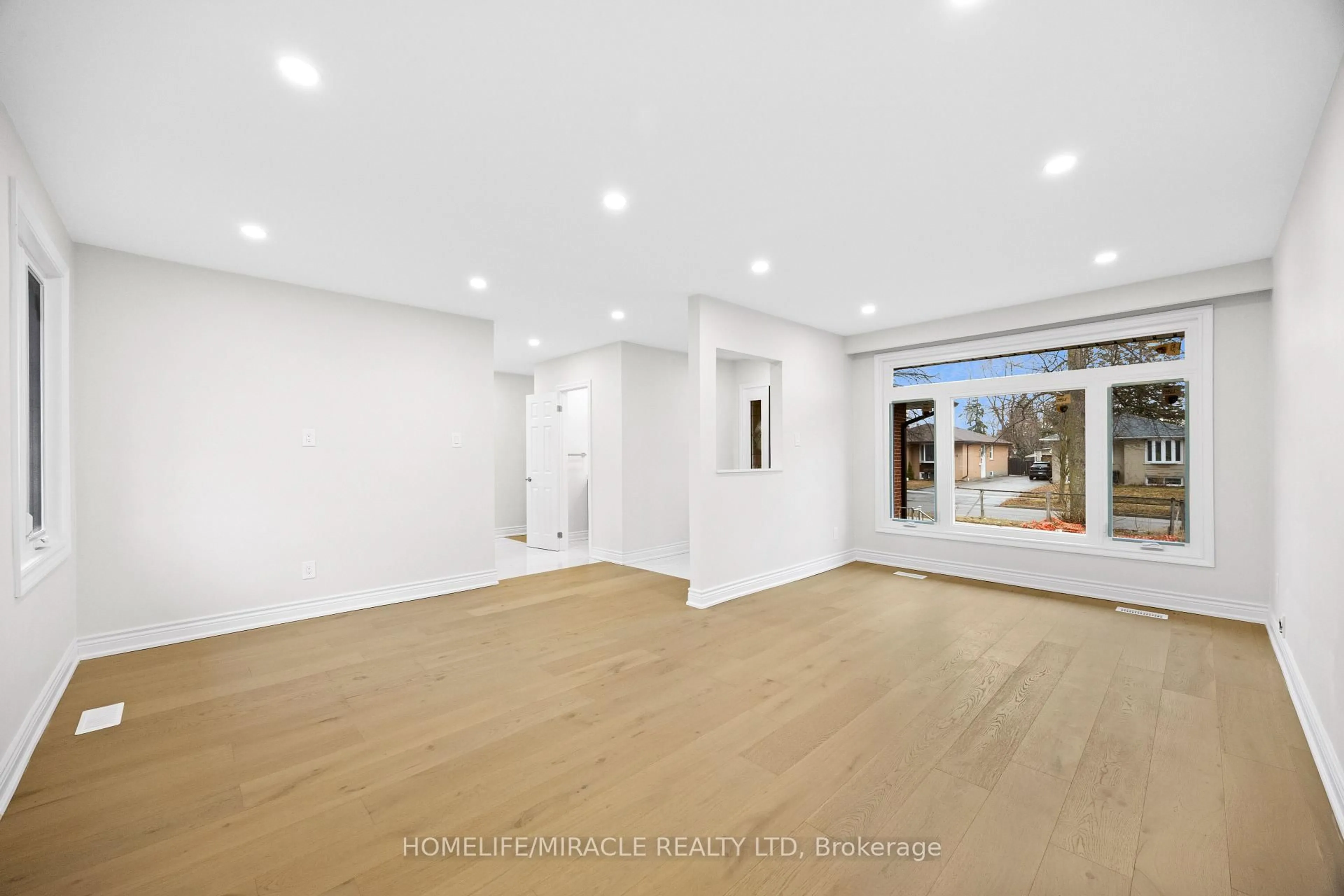 Unknown for 46 Flintwick Dr, Toronto Ontario M1P 4G9