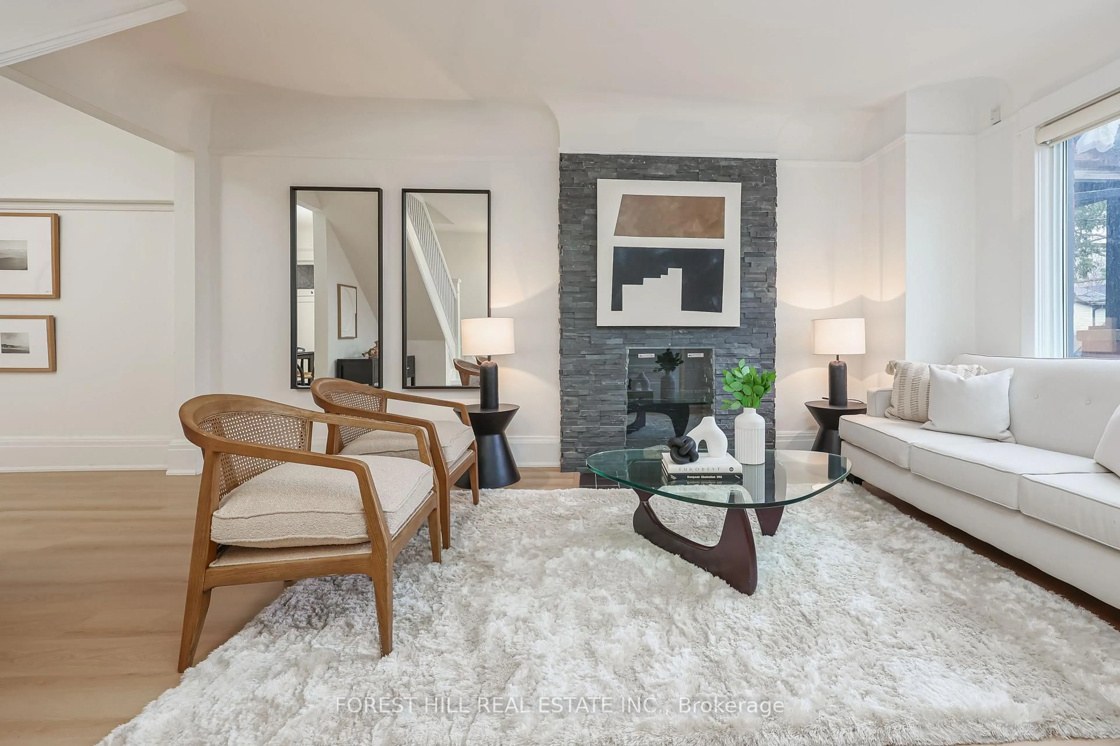 Living room with furniture, unknown for 68 Sparkhall Ave, Toronto Ontario M4K 1G6