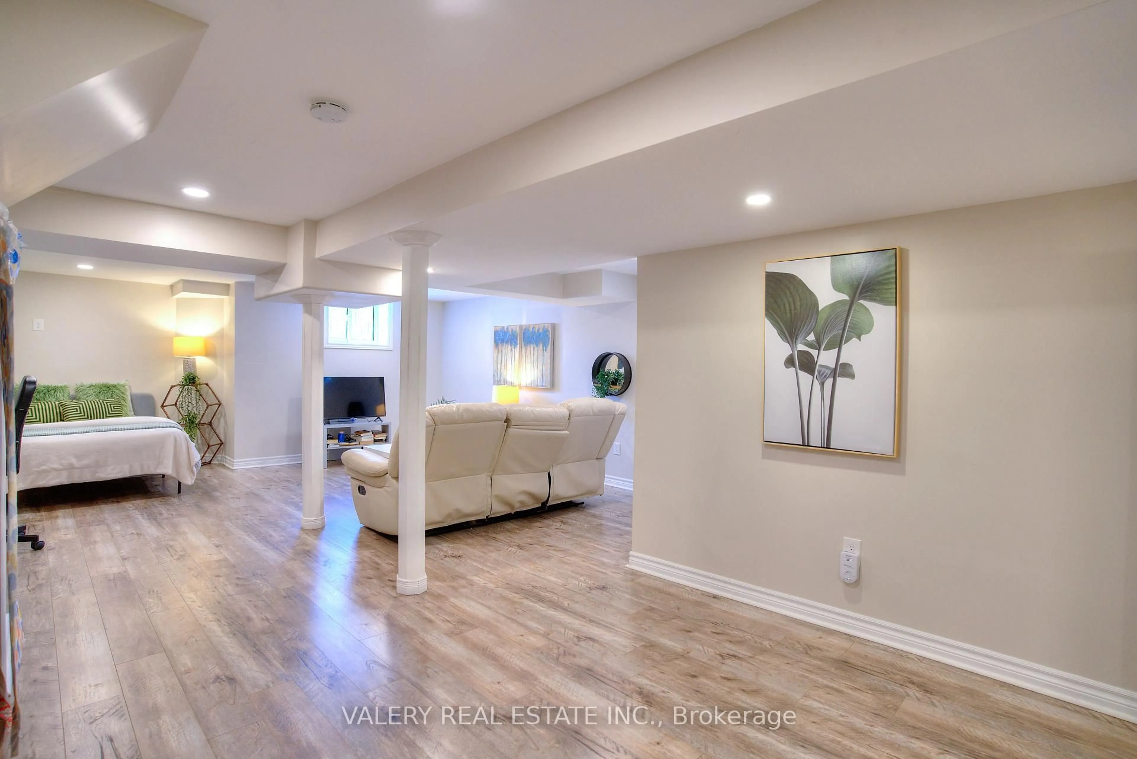 Unknown for 848 Attersley Dr Dr, Oshawa Ontario L1K 1T9