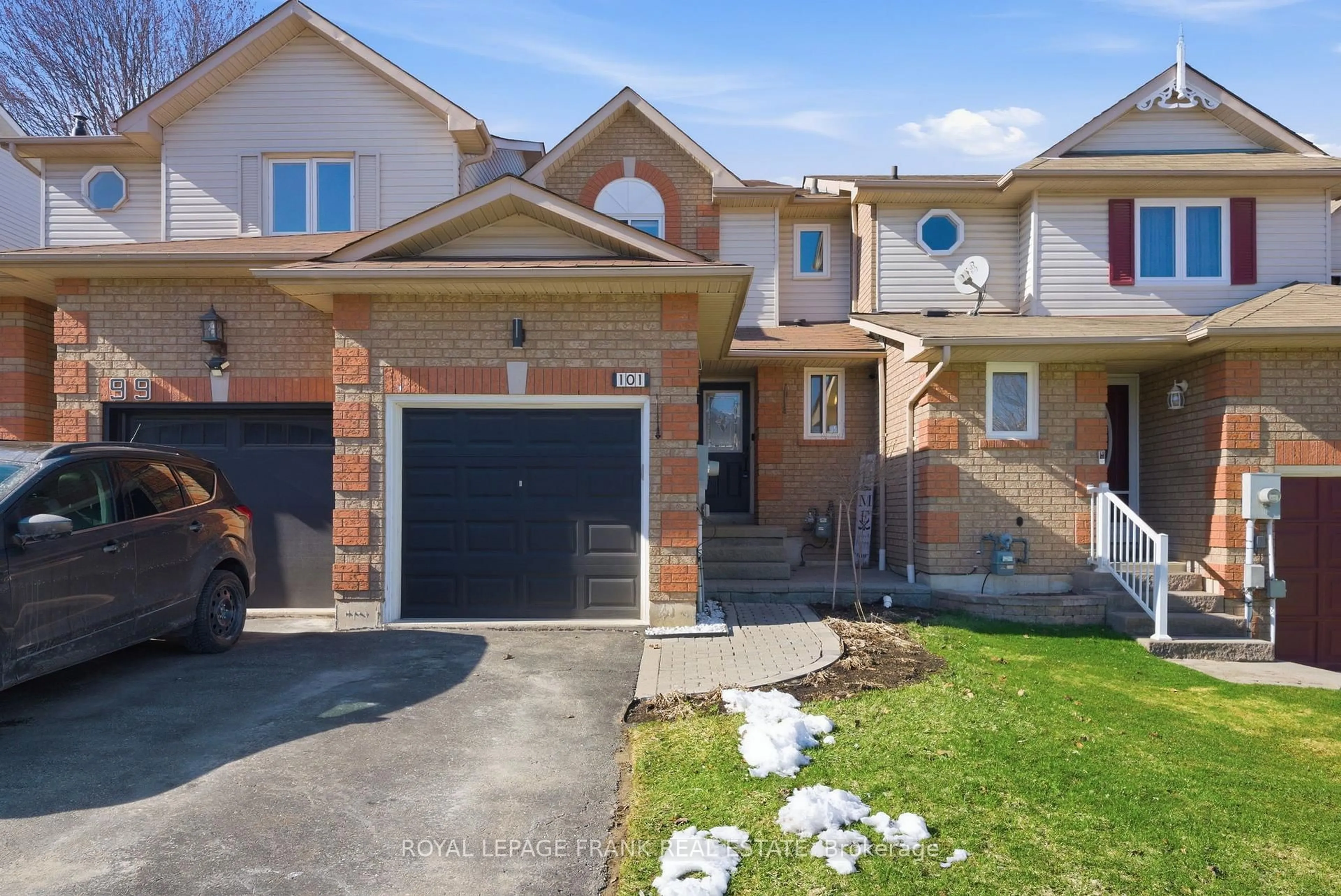 Home with brick exterior material, street for 101 Trewin Lane, Clarington Ontario L1C 4X3