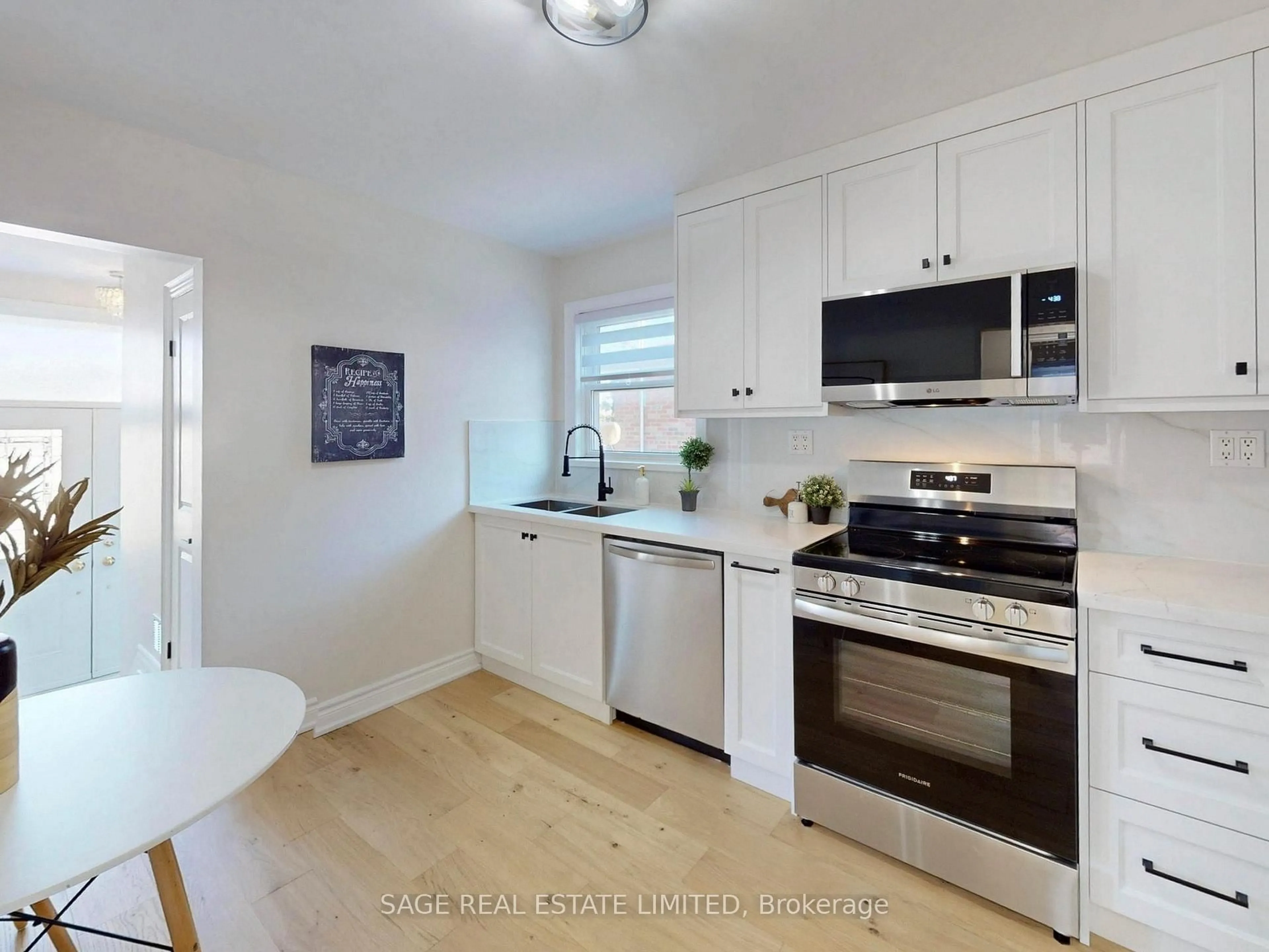 Unknown for 8 Lombardy Cres, Toronto Ontario M1K 4N8