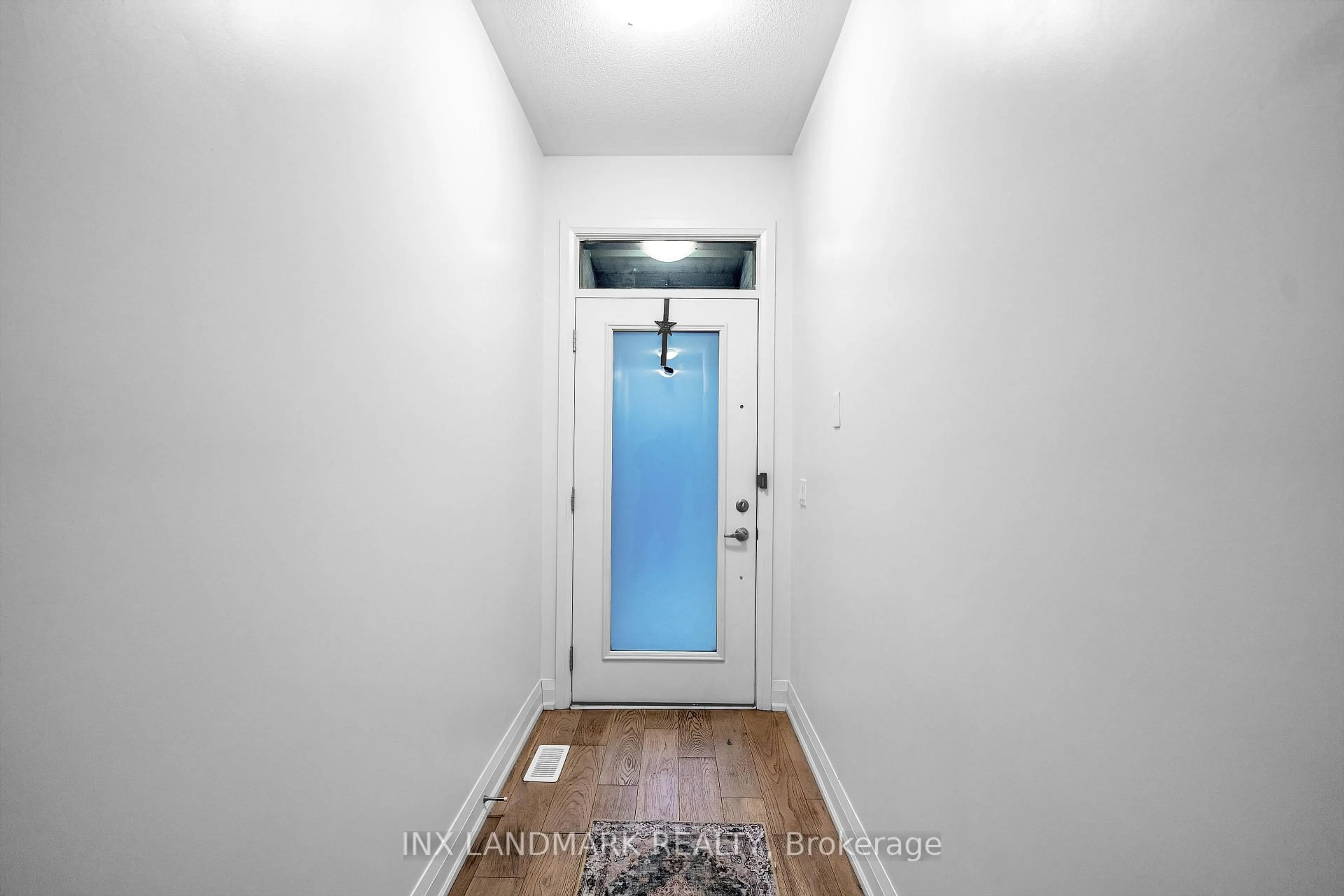 Indoor entryway for 30 Gerry Henry Lane, Clarington Ontario L1E 0L8