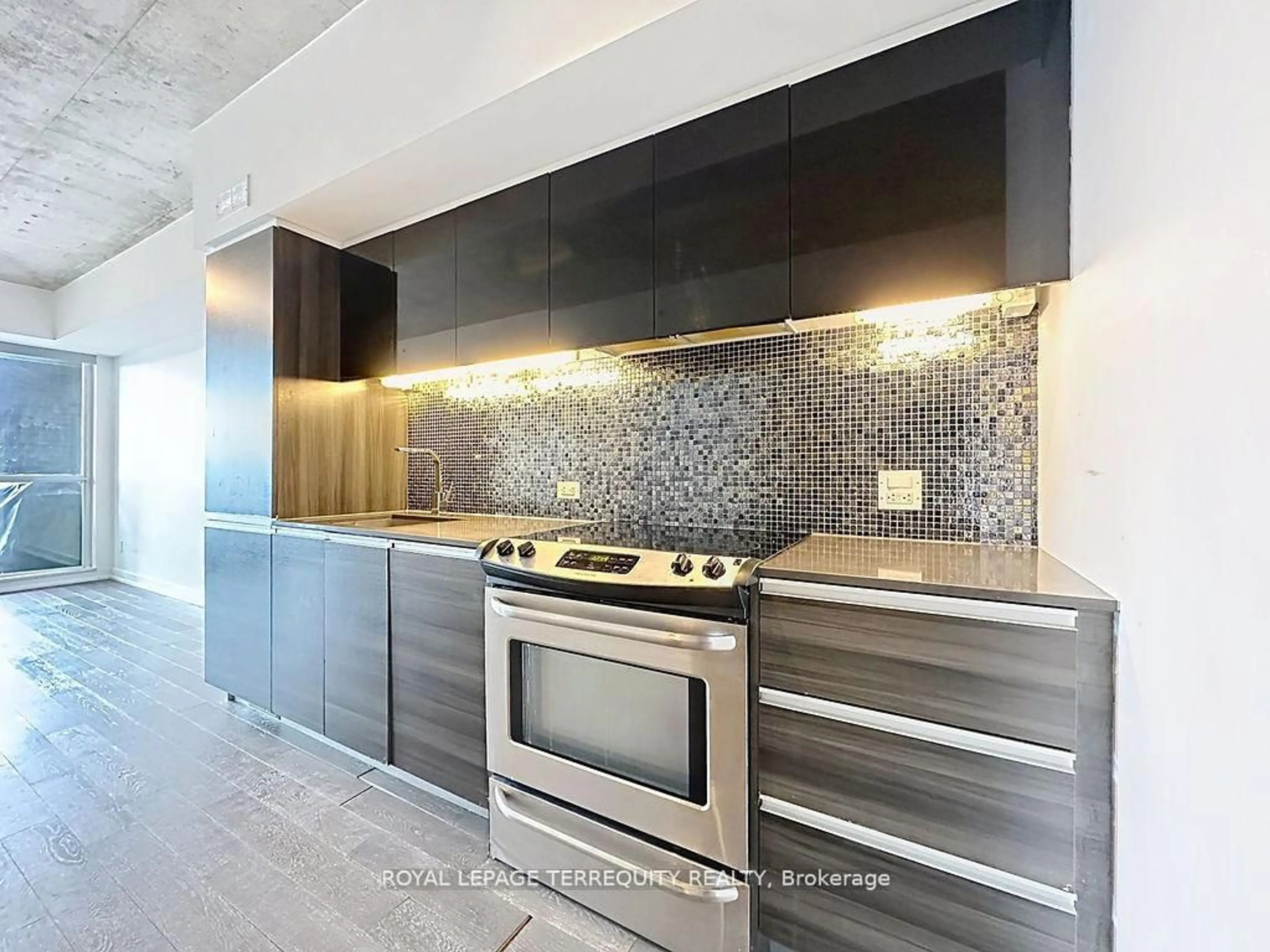 Contemporary kitchen, ceramic/tile floor for 1190 Dundas St #510, Toronto Ontario M4M 0C5