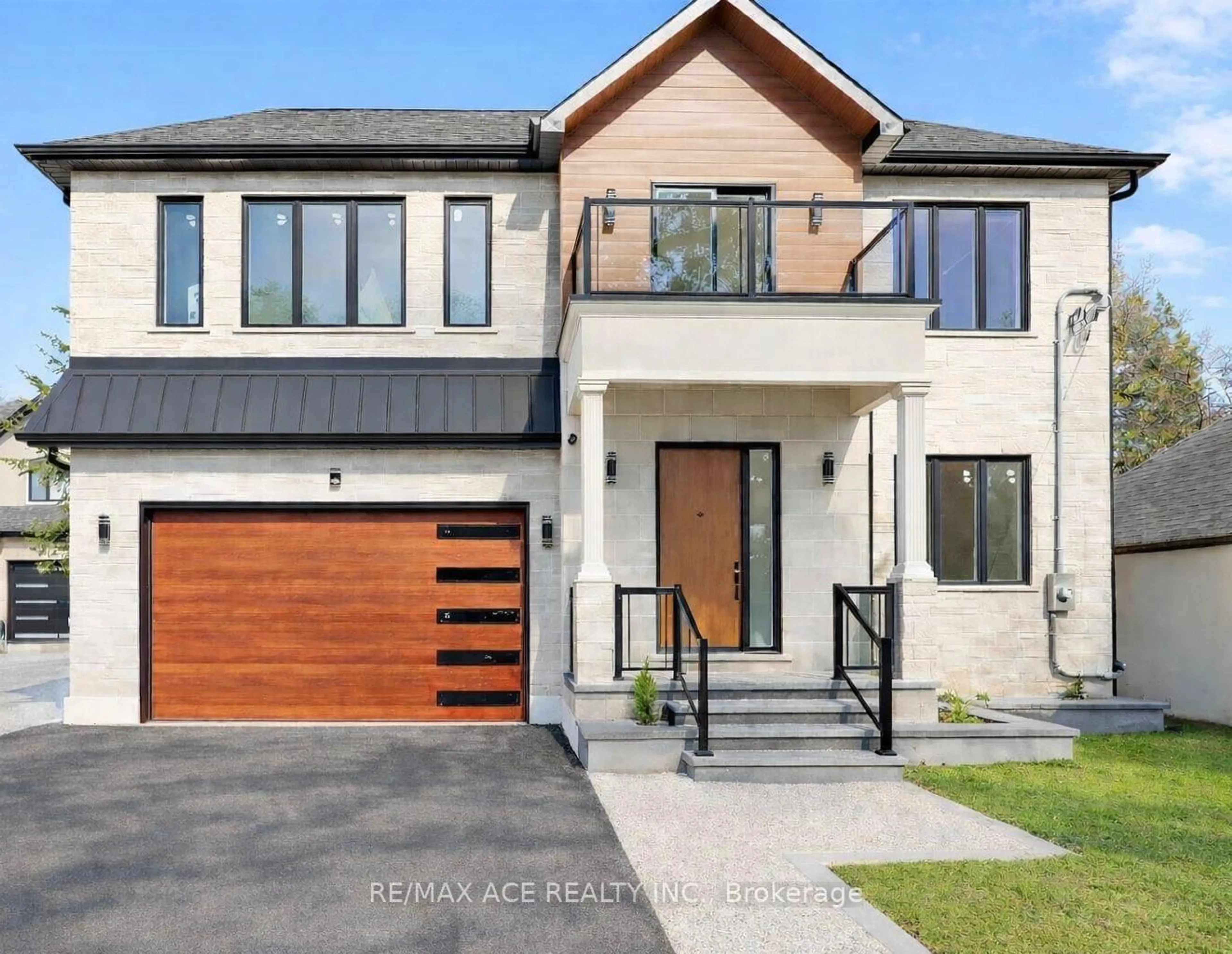 Home with brick exterior material, street for 5 Larwood Blvd, Toronto Ontario M1M 2M5