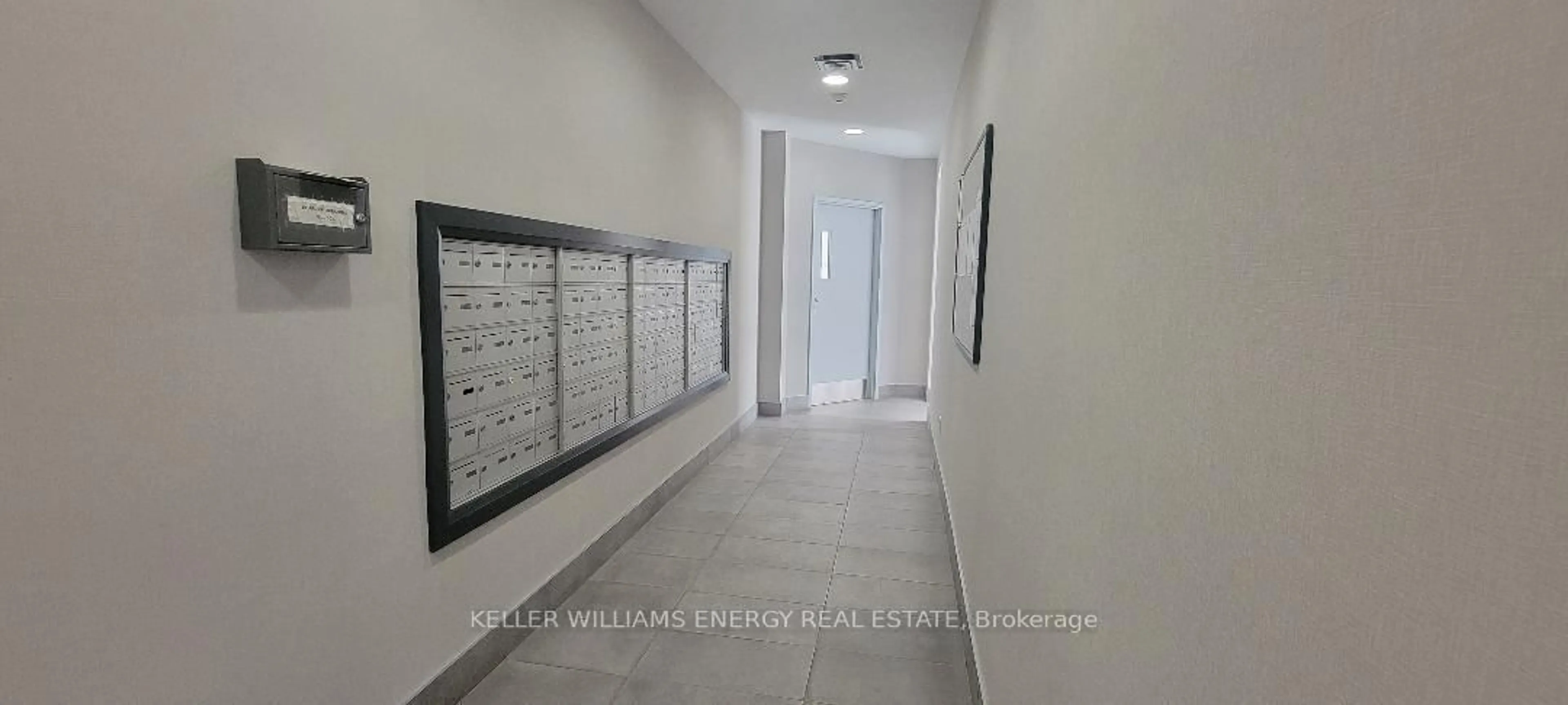 Indoor foyer for 1665 Pickering Pkwy #807, Pickering Ontario L1V 6L4