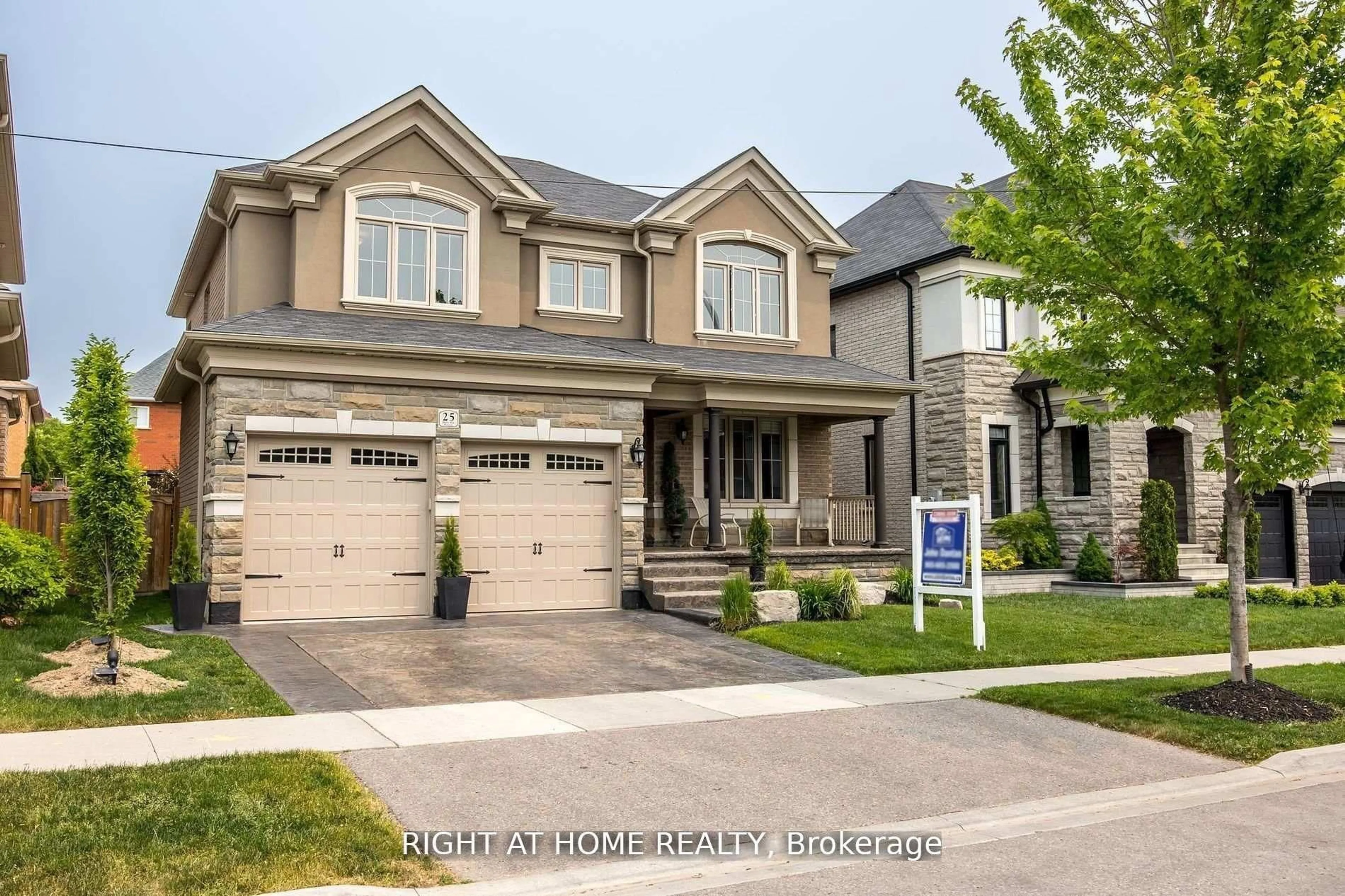 Home with brick exterior material, street for 25 CHARTERHOUSE Dr, Whitby Ontario L1R 3R8