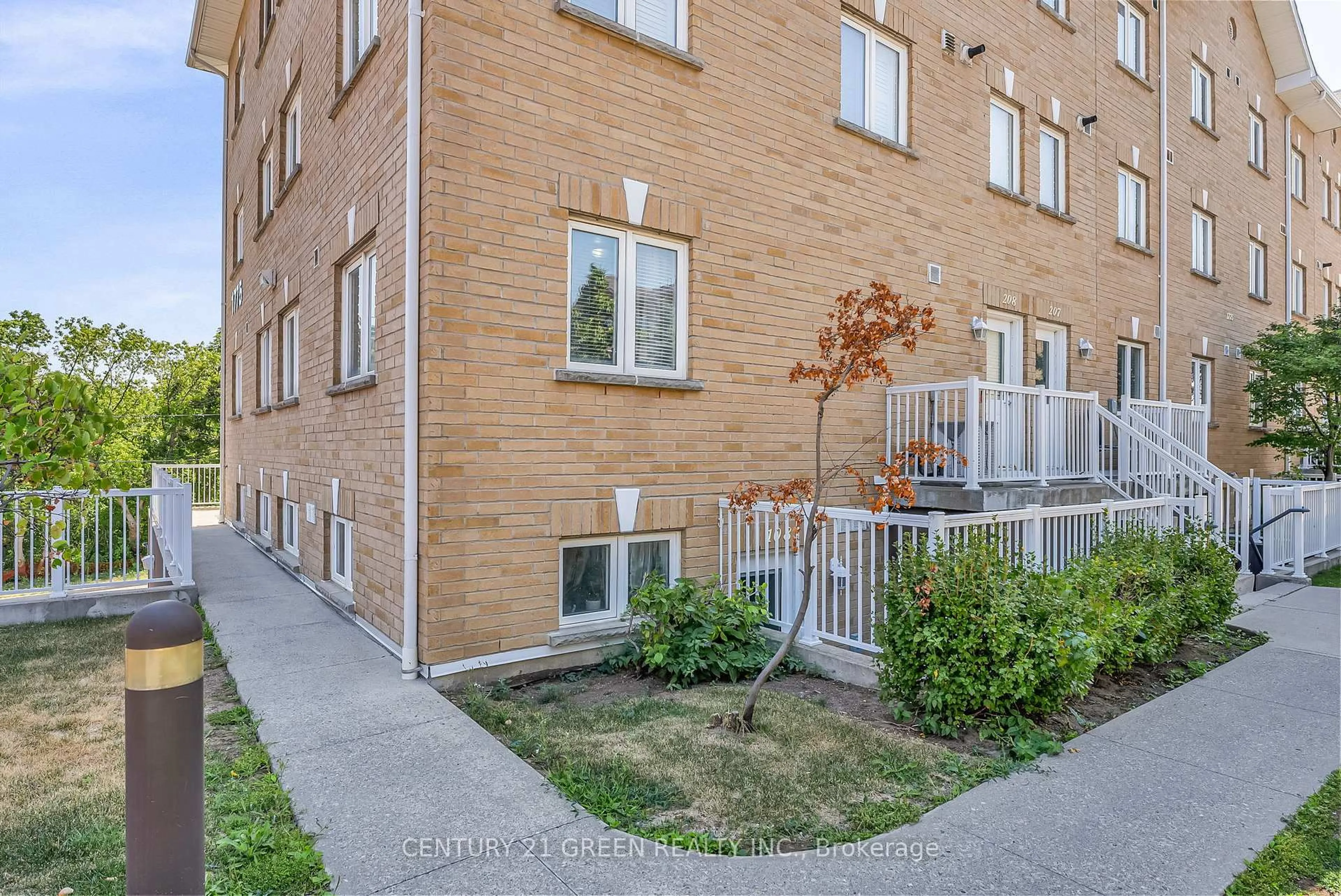 Patio, street for 1775 MARKHAM Rd #108, Toronto Ontario M1B 2Z7