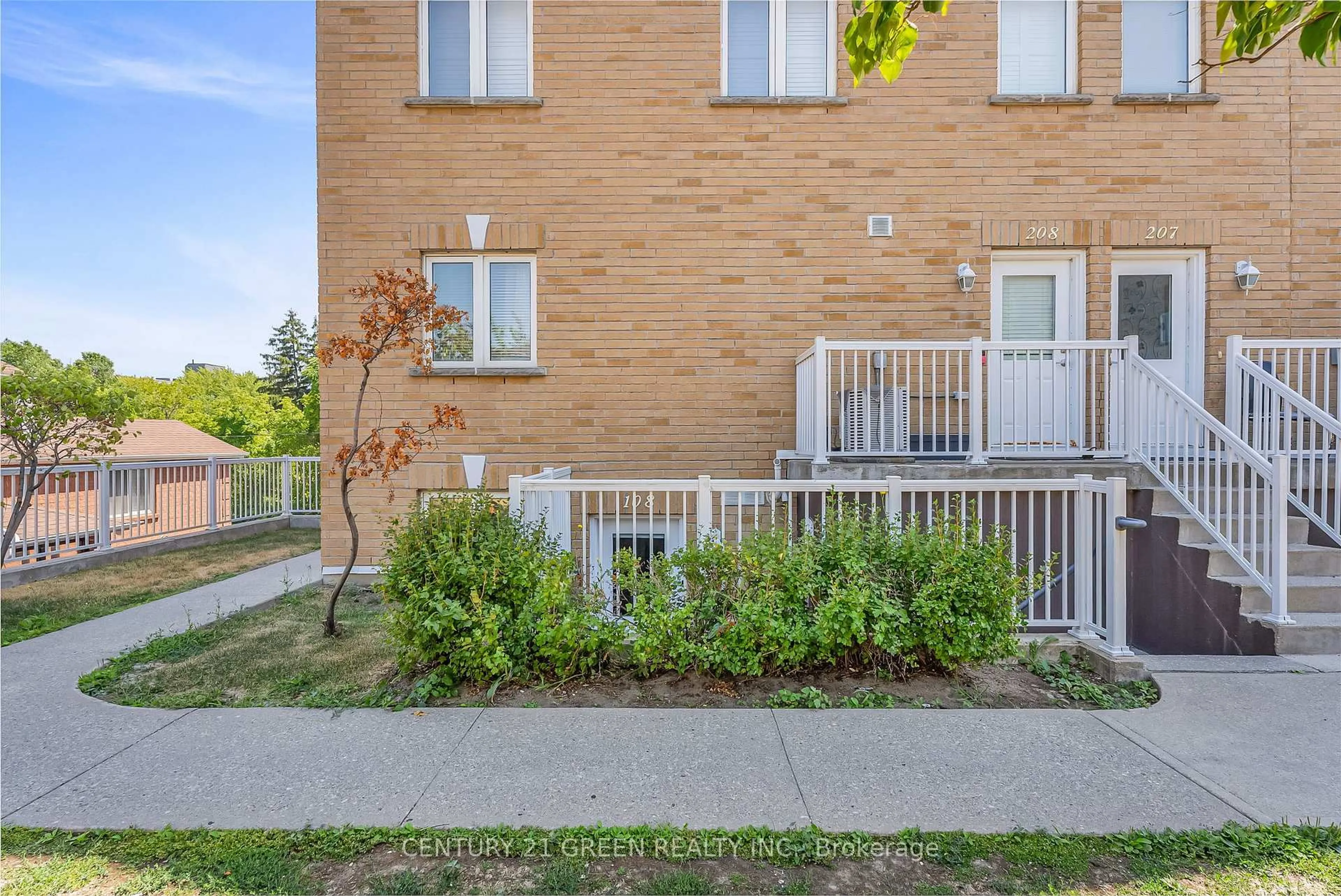 Patio, street for 1775 MARKHAM Rd #108, Toronto Ontario M1B 2Z7