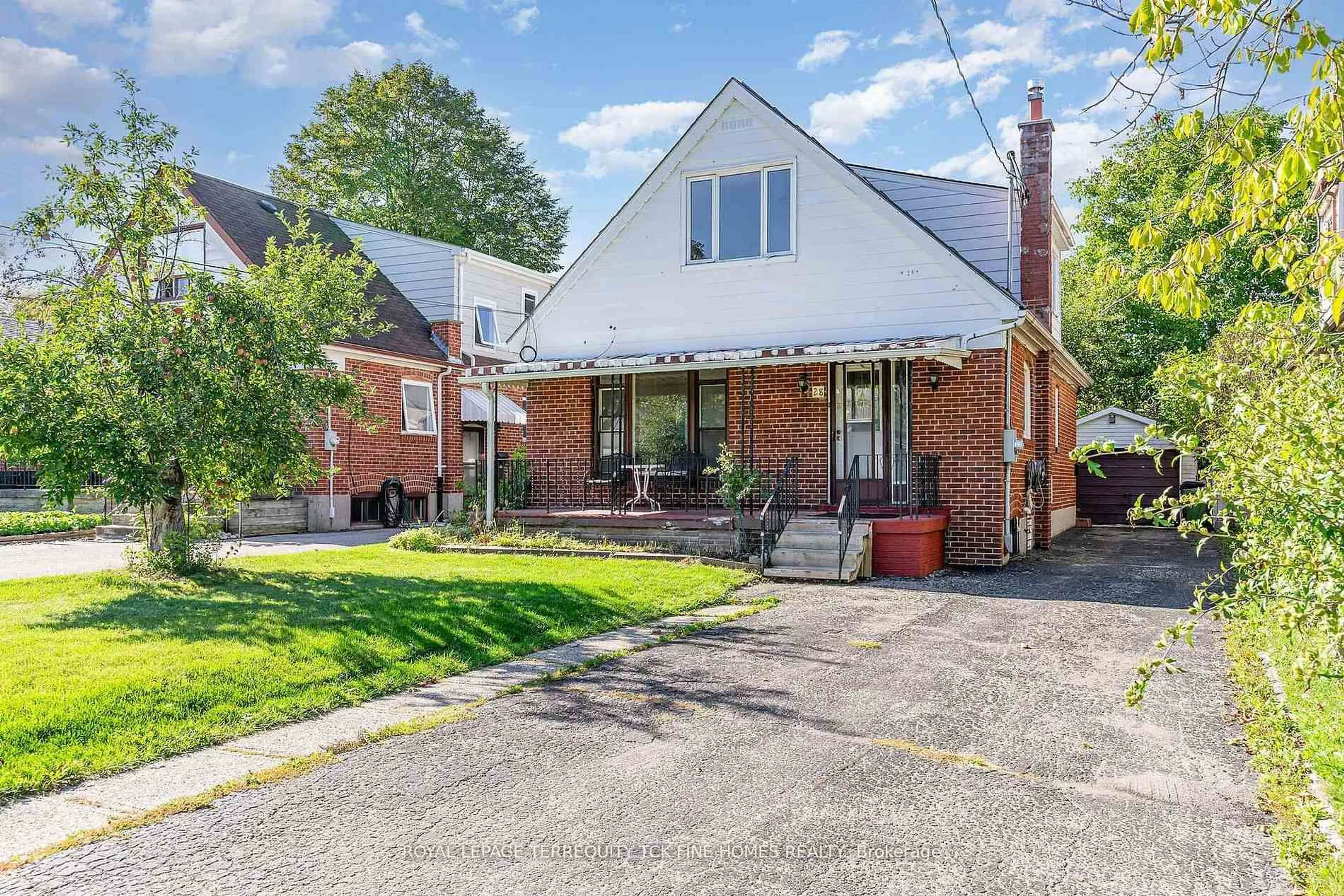 Home with brick exterior material, street for 28 Lynvalley Cres, Toronto Ontario M1R 2V3