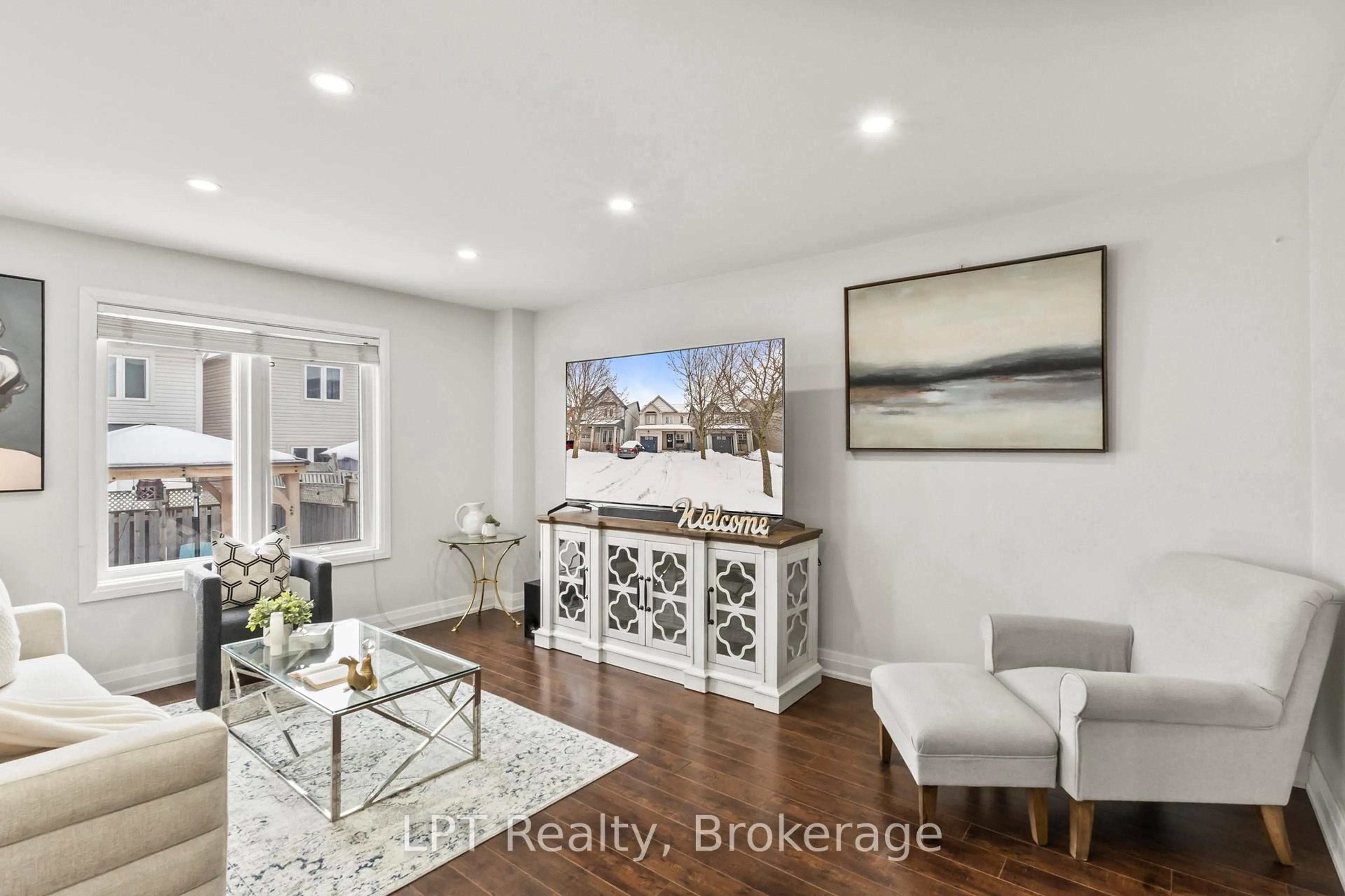 Unknown for 52 Norland Circ, Oshawa Ontario L1L 0A6