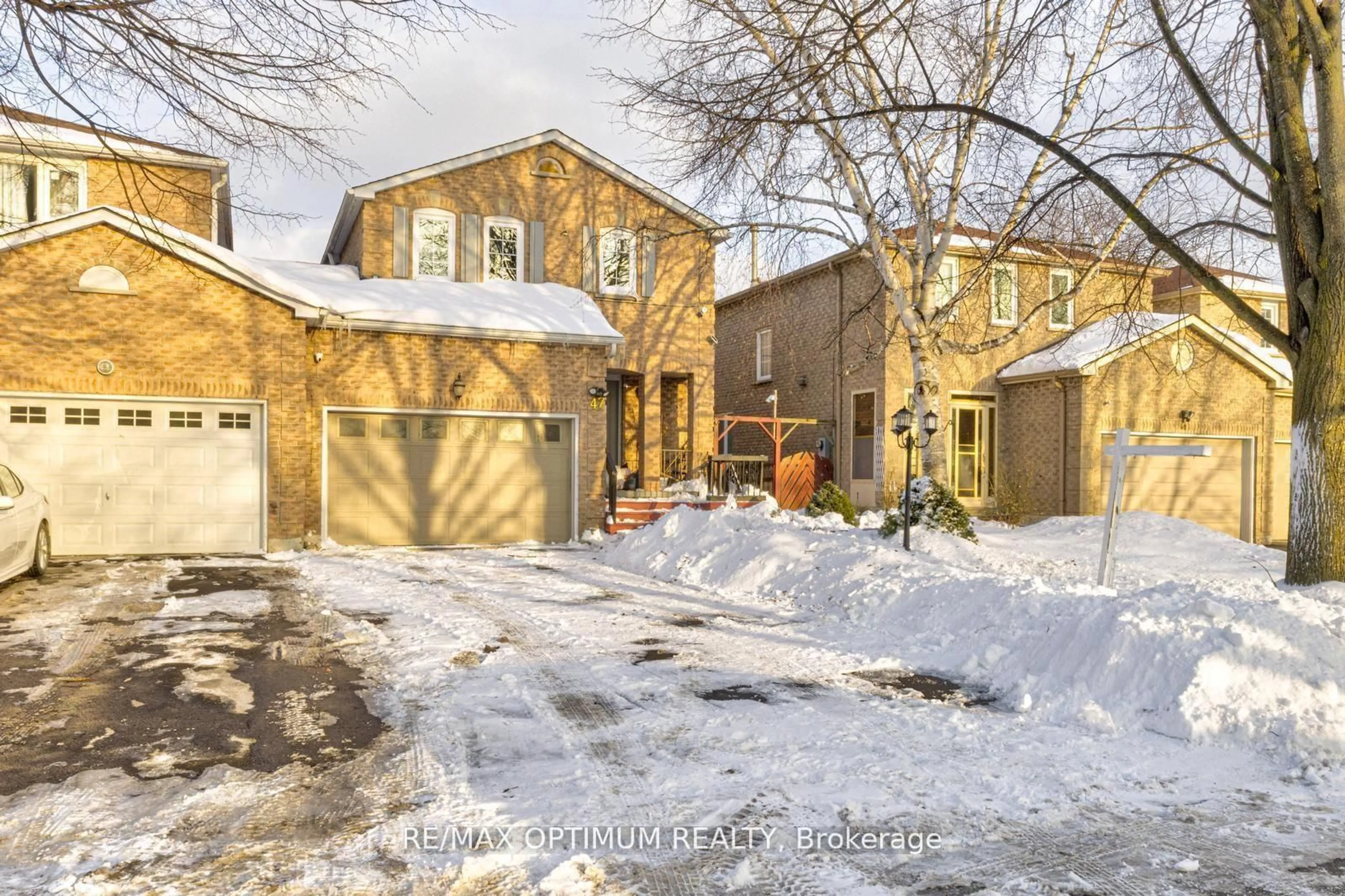 Unknown for 47 Hewitt Cres, Ajax Ontario L1S 7A6