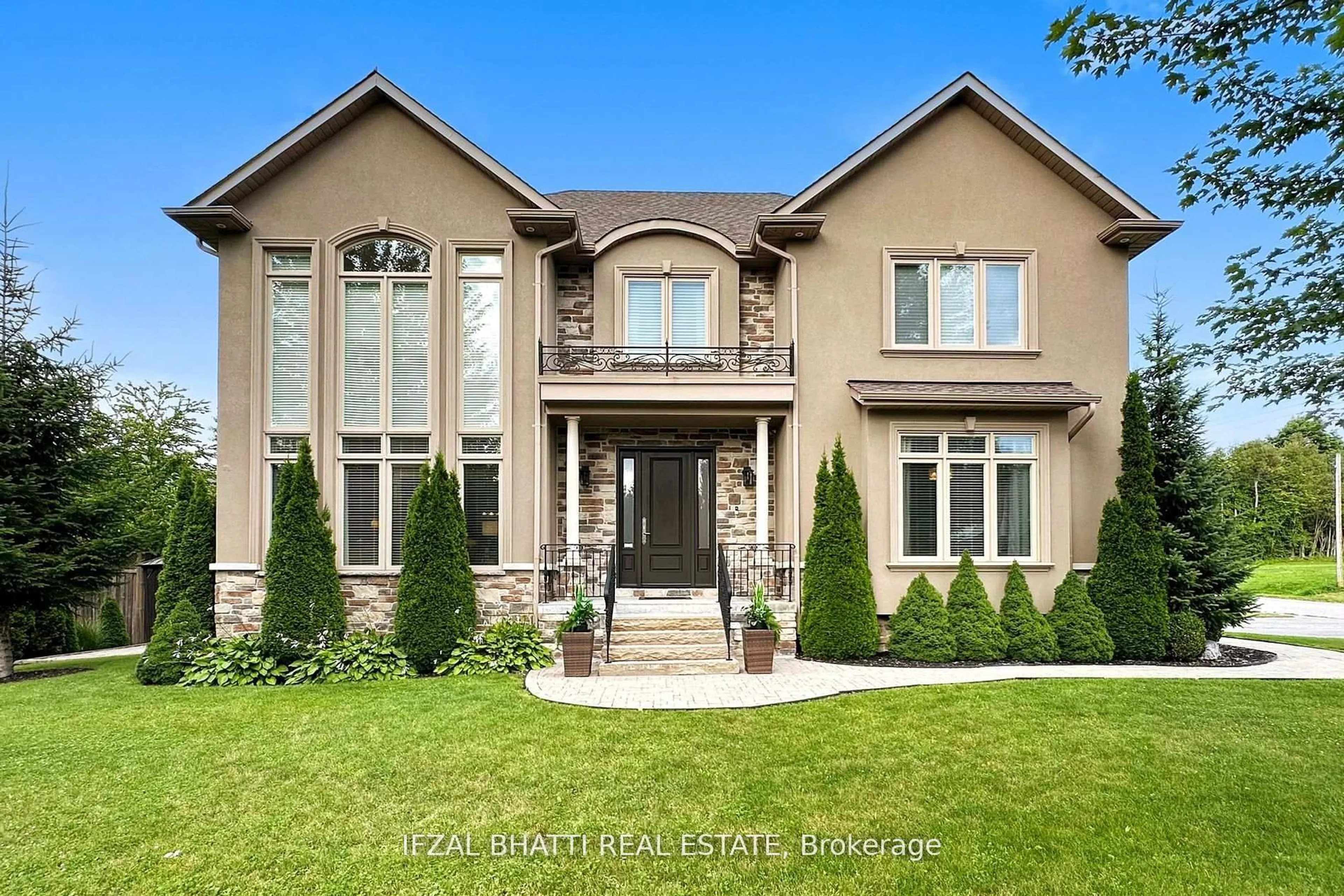 Home with brick exterior material, street for 14 Glenview Rd, Clarington Ontario L1E 2H9