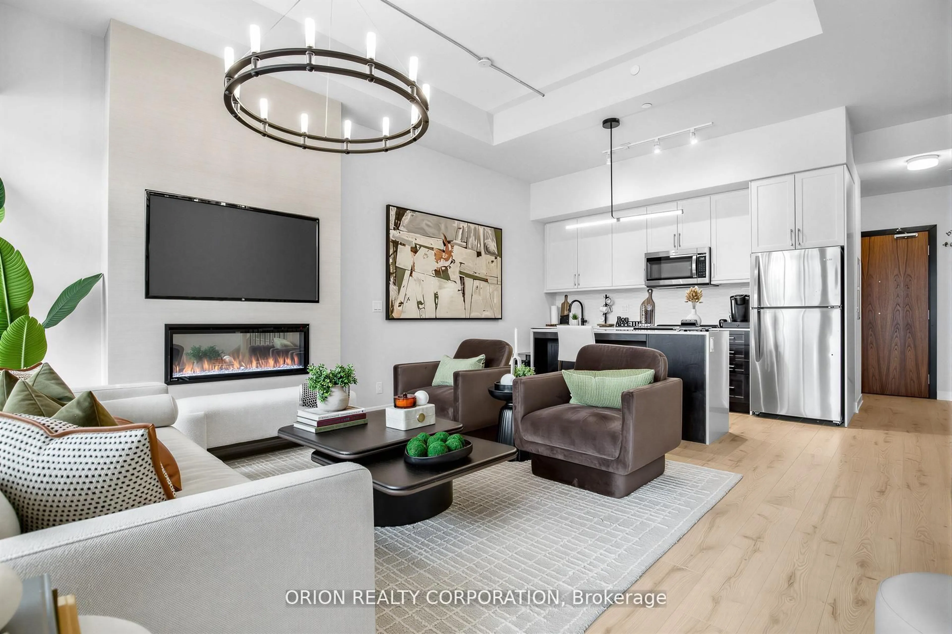 Unknown for 201 Brock St #110, Whitby Ontario L1N 4K2