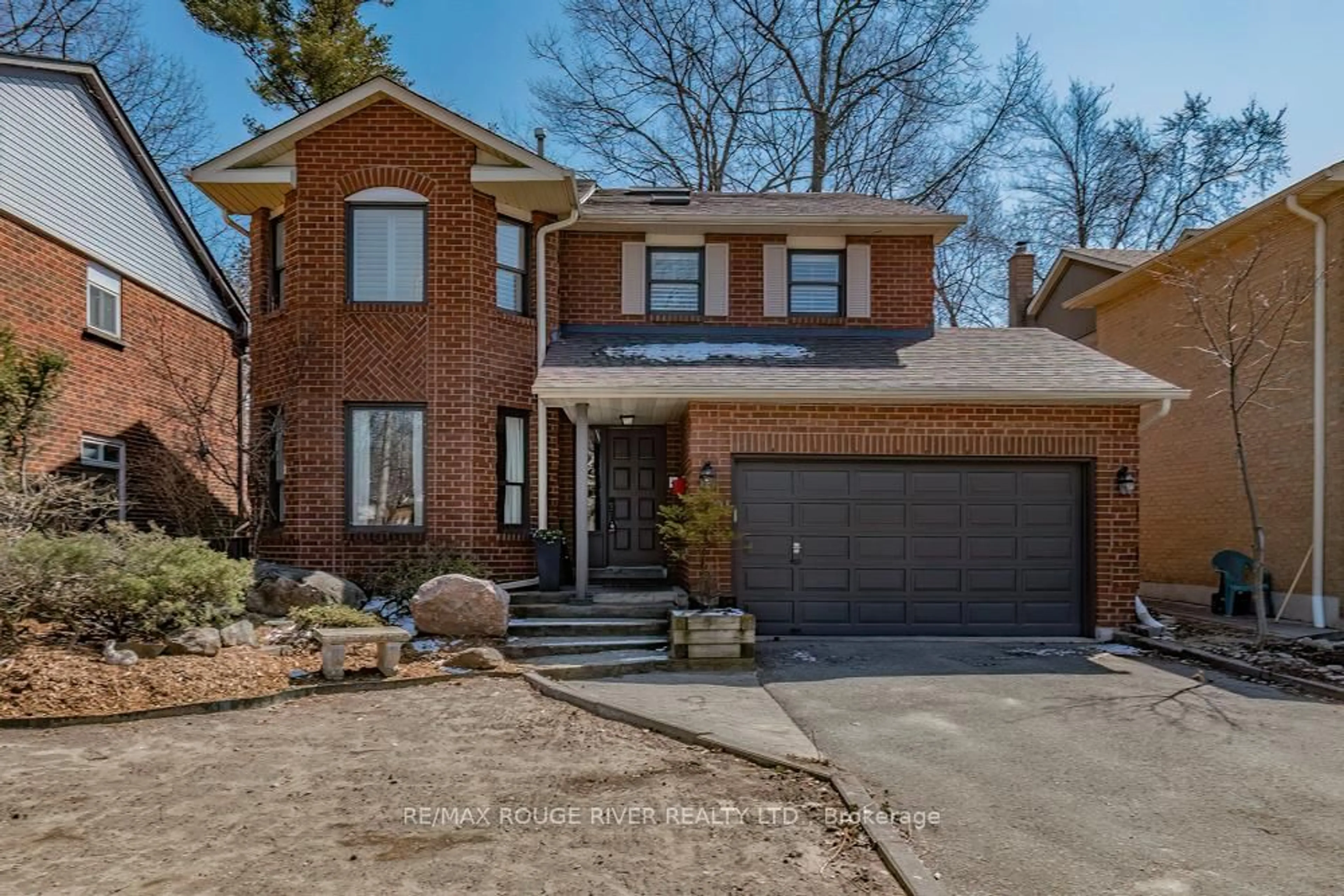Home with brick exterior material, street for 19 Glenthorne Dr, Toronto Ontario M1C 3S9