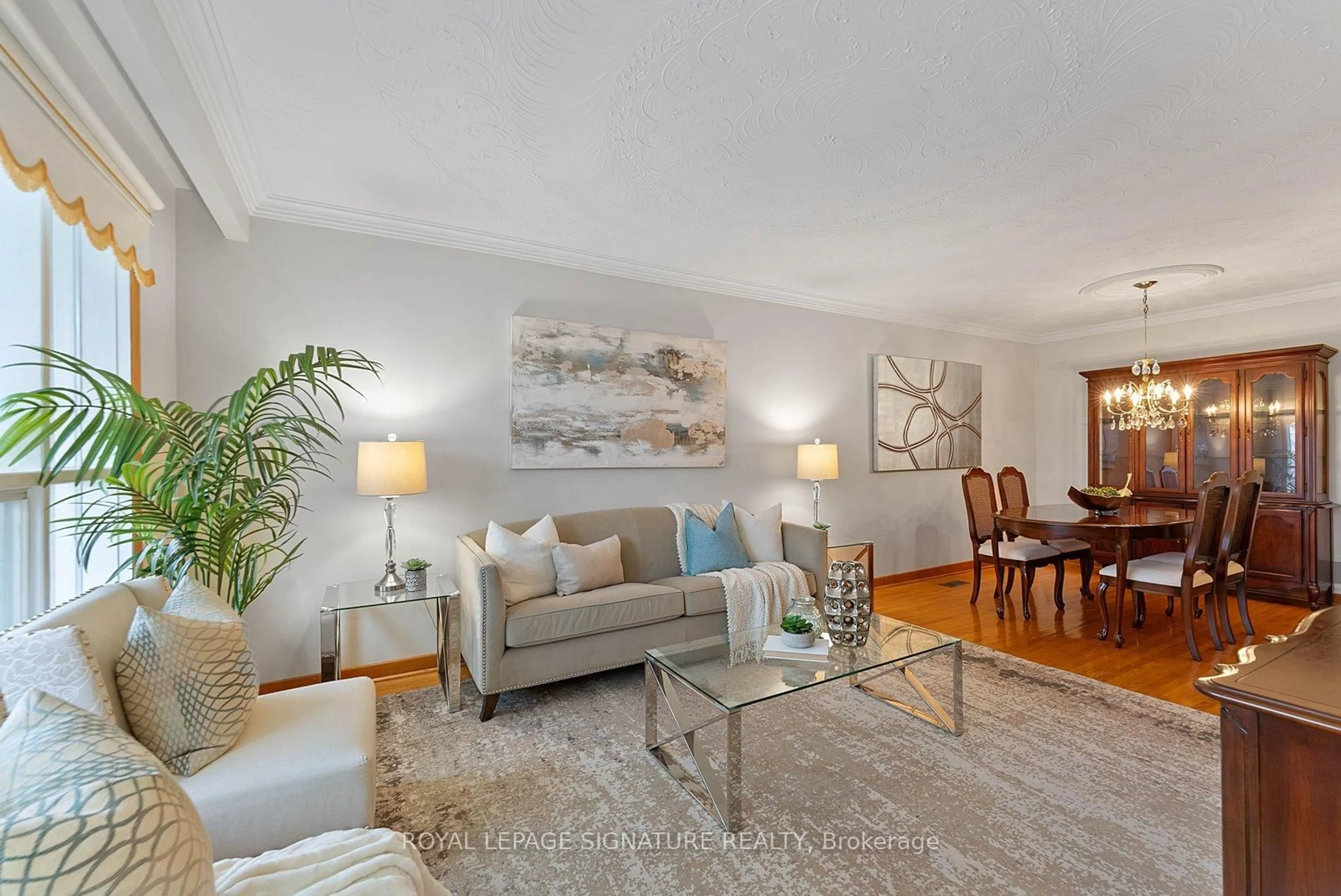 Living room with furniture, unknown for 28 Fred Bland Cres, Toronto Ontario M1J 3L8