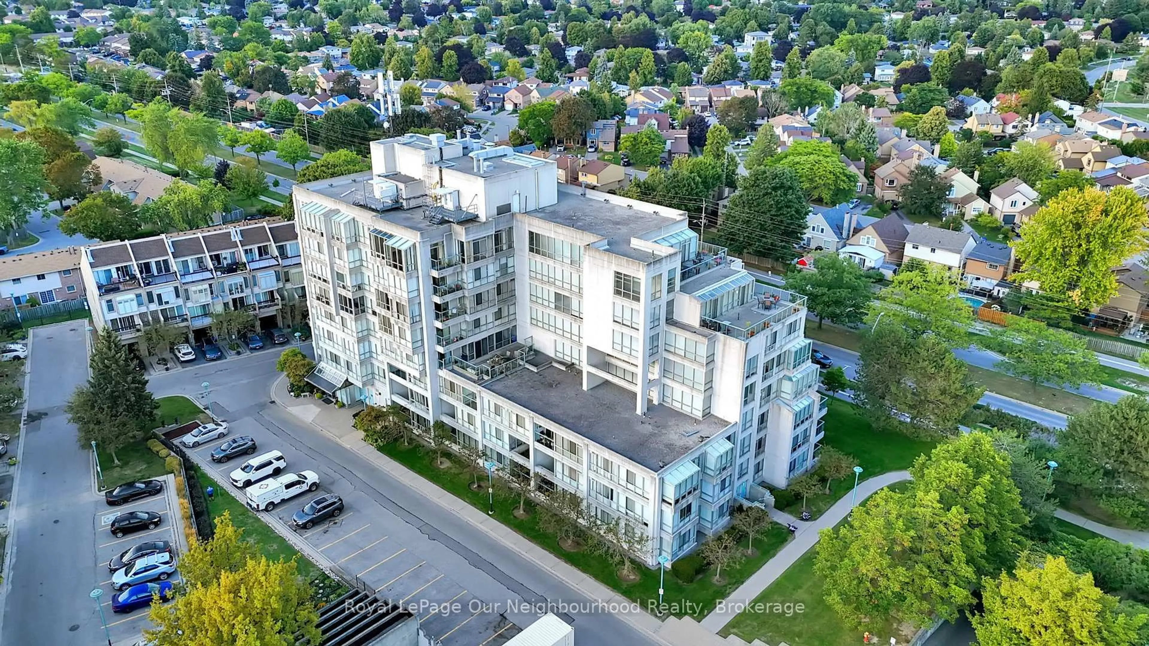 A pic from outside/outdoor area/front of a property/back of a property/a pic from drone, city buildings view from balcony for 25 Cumberland Lane #304, Ajax Ontario L1S 7K1